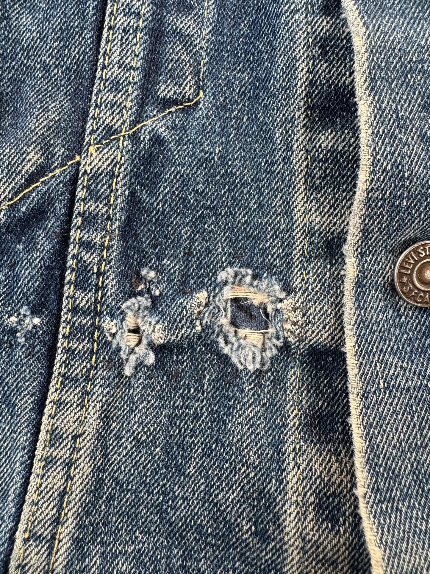 Repair on Vintage 1960s Era Levis Big E 557 Trucker Jacket SZ 40