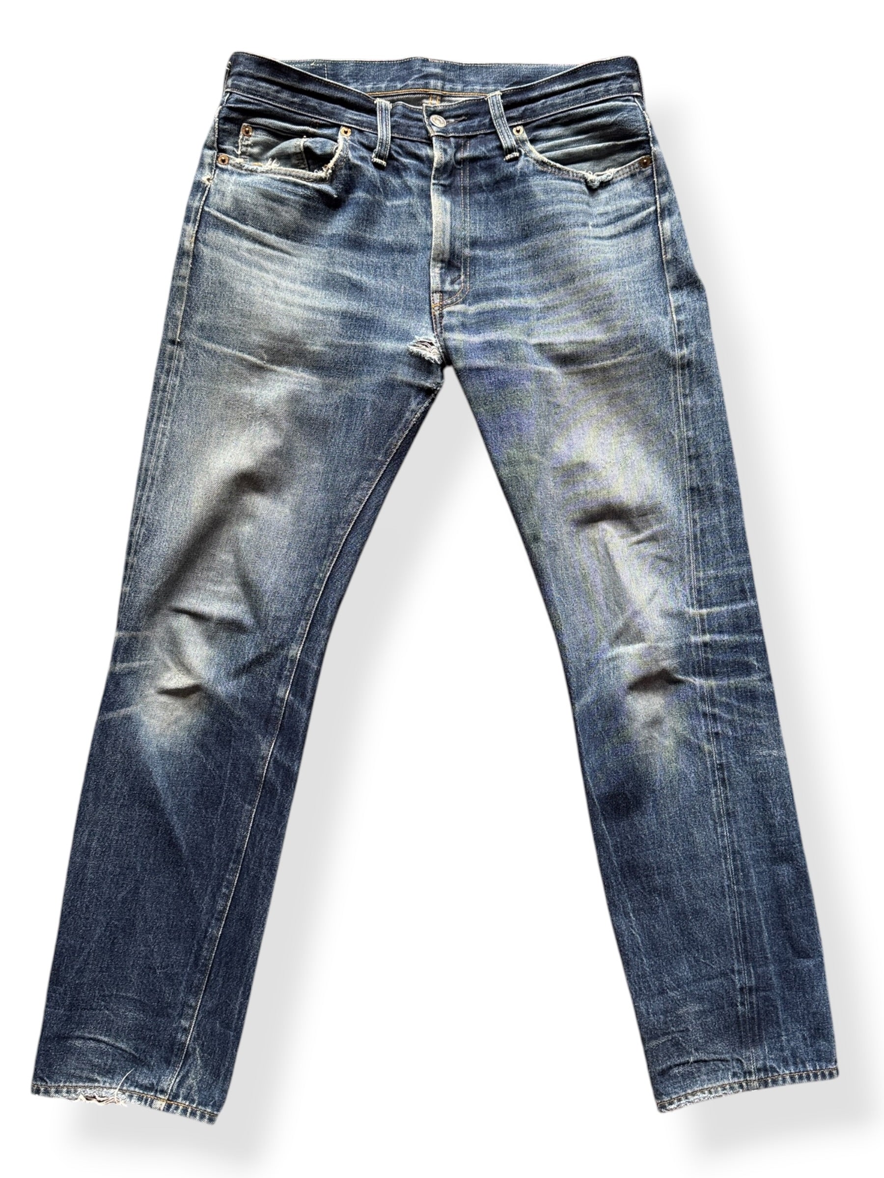 Front of Levi's LVC 501ZXX Jeans W32