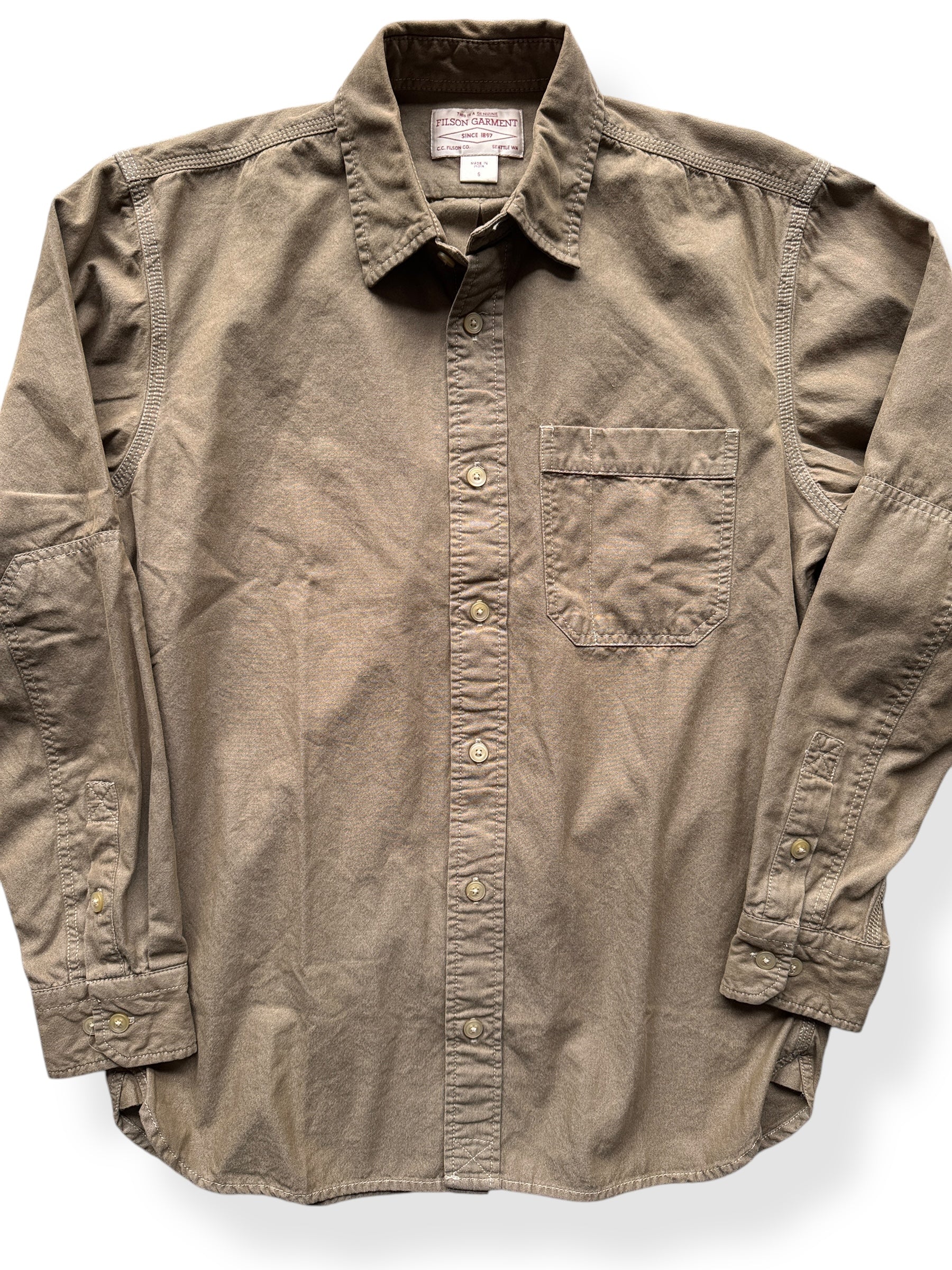 Front Close Up of Filson 100% Cotton Lightweight Shirt SZ S