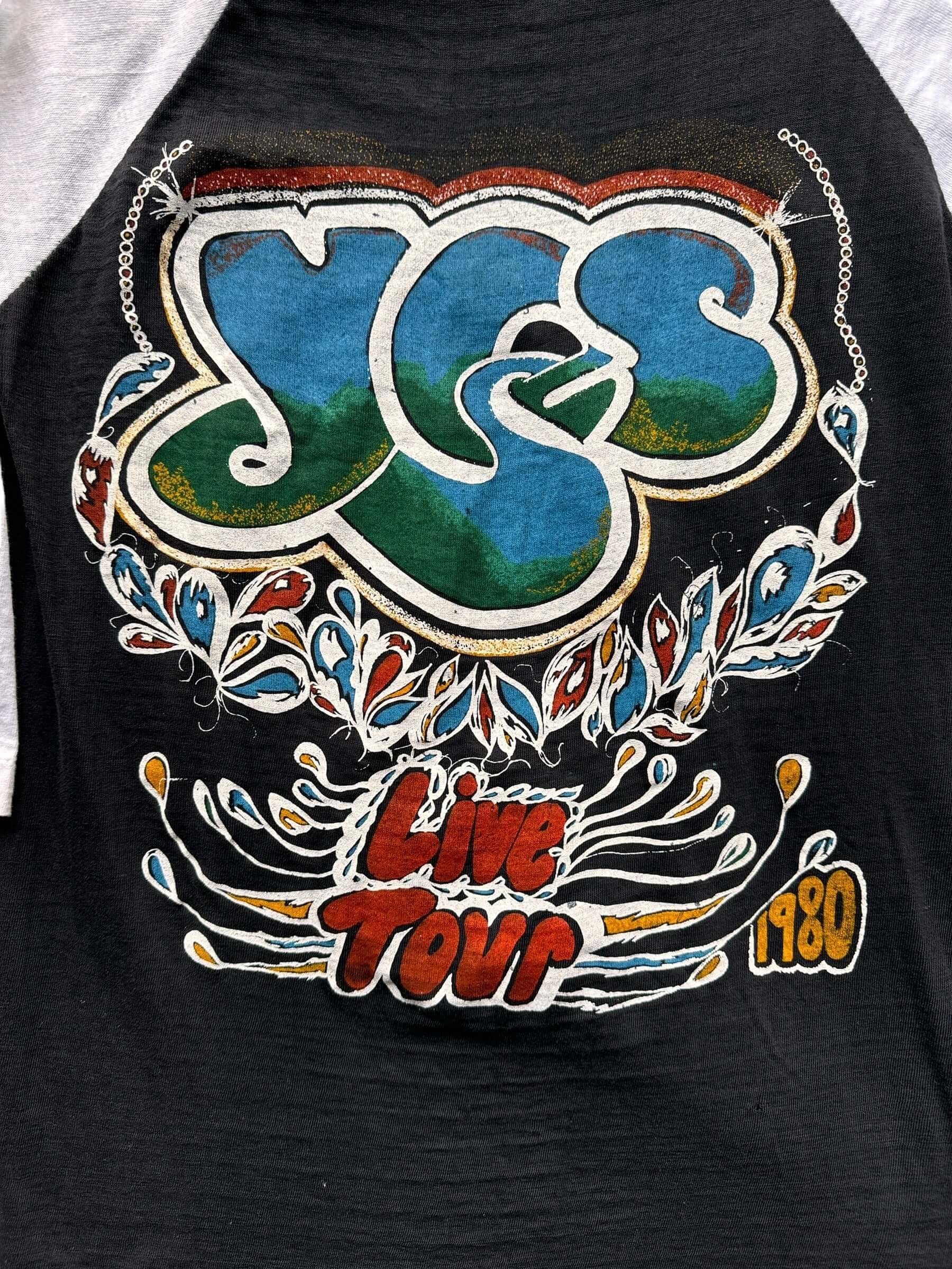 Rear Graphic Detail Close Up of Vintage 1980 Yes Tour Raglan Tee SZ M