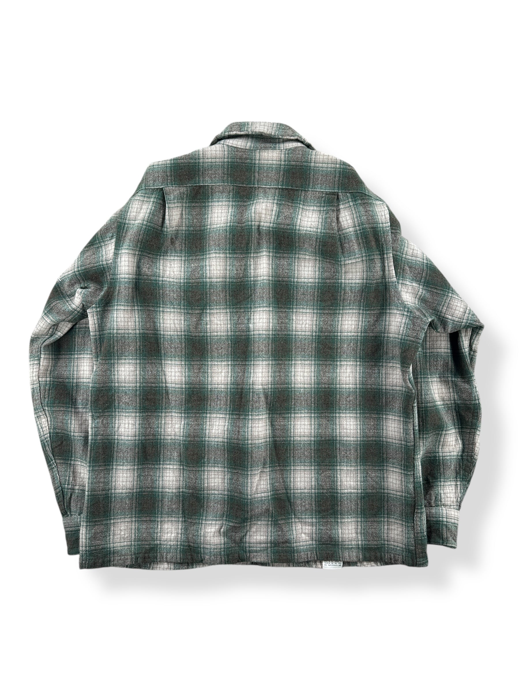 Back of Vintage Pendleton Green and Tan Board Shirt SZ M