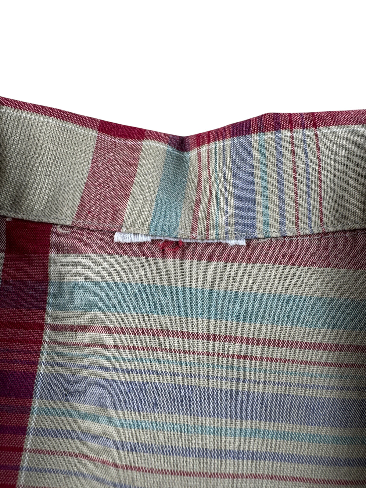 Cut tag on Vintage Plaid Loop Collar Short Sleeve Shirt SZ M