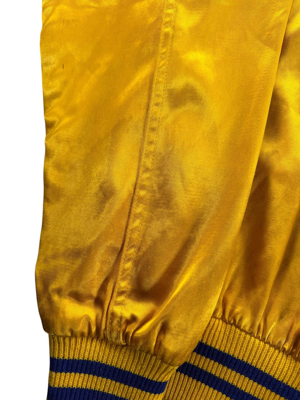 Minor staining on sleeve of Vintage 40s Goodyear Tires Satin Jacket SZ 42