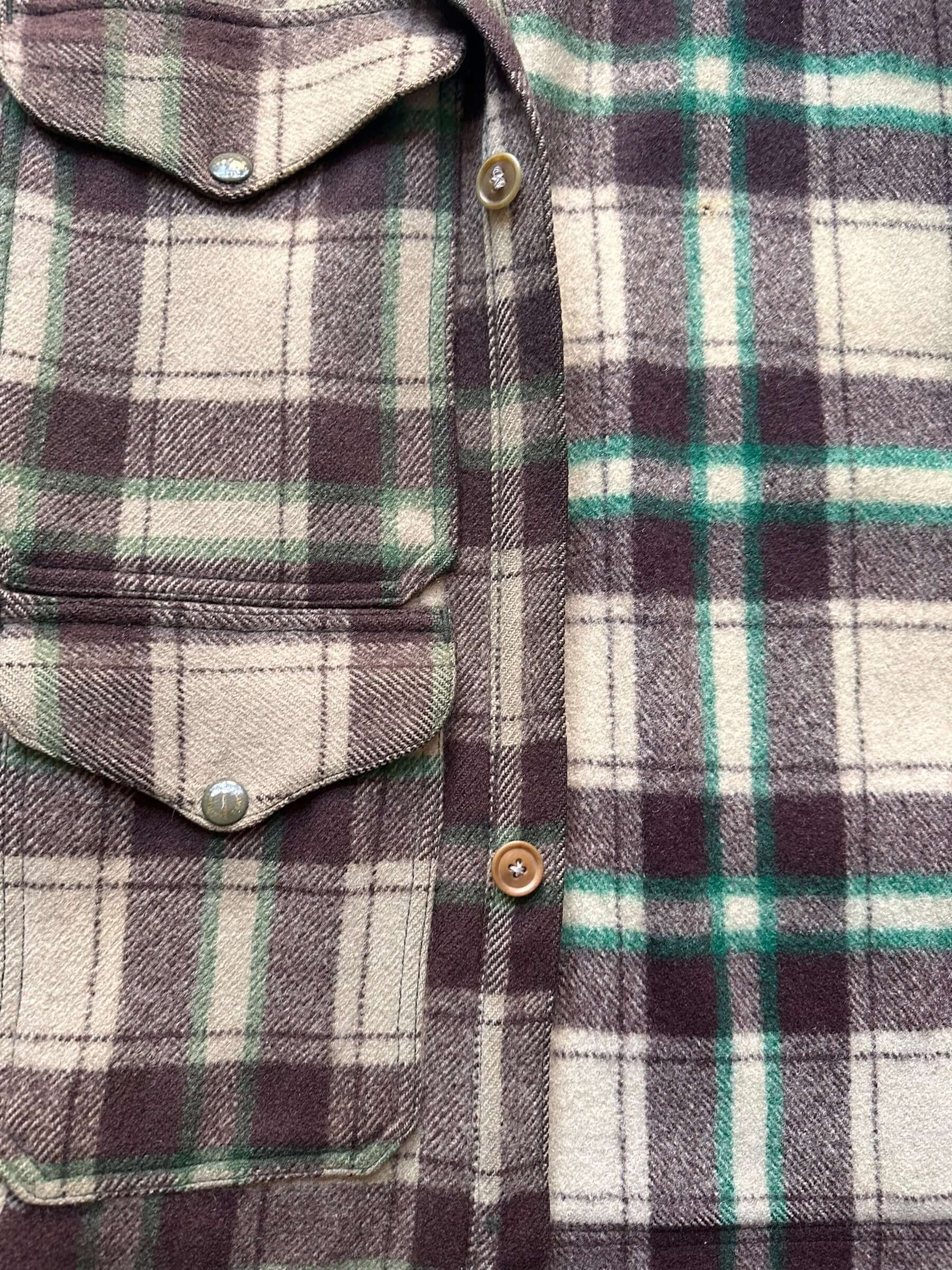 missing buttons along front placket of Vintage 1951 Filson Peppermint Patty Mackinaw Cruiser Coat SZ 46