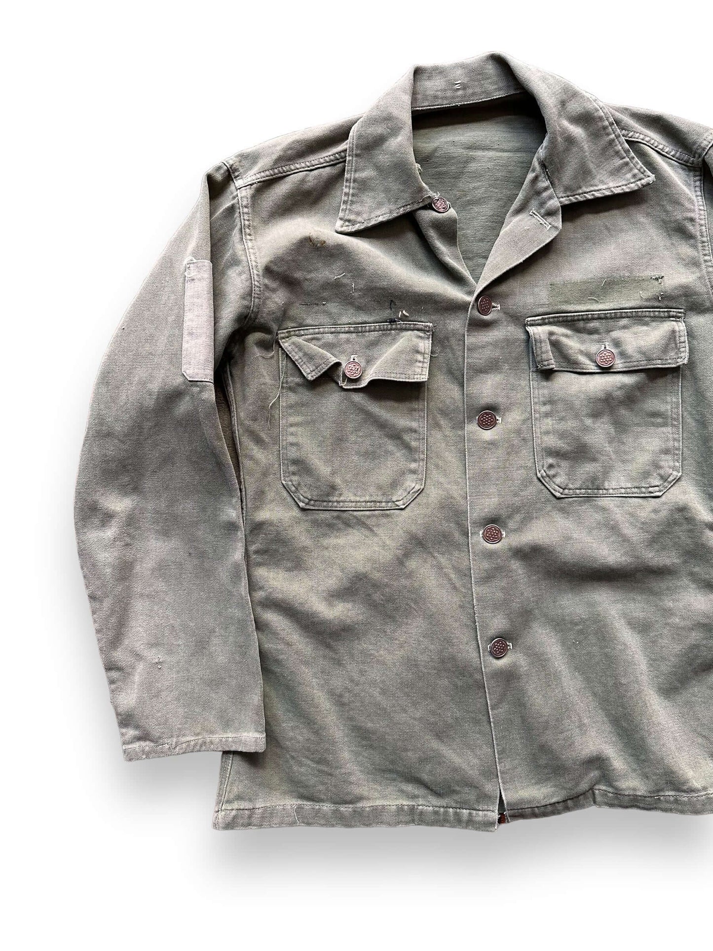 Front Right View of Vintage 13 Star Olive Drab Military Top SZ M | Vintage Militaria Seattle