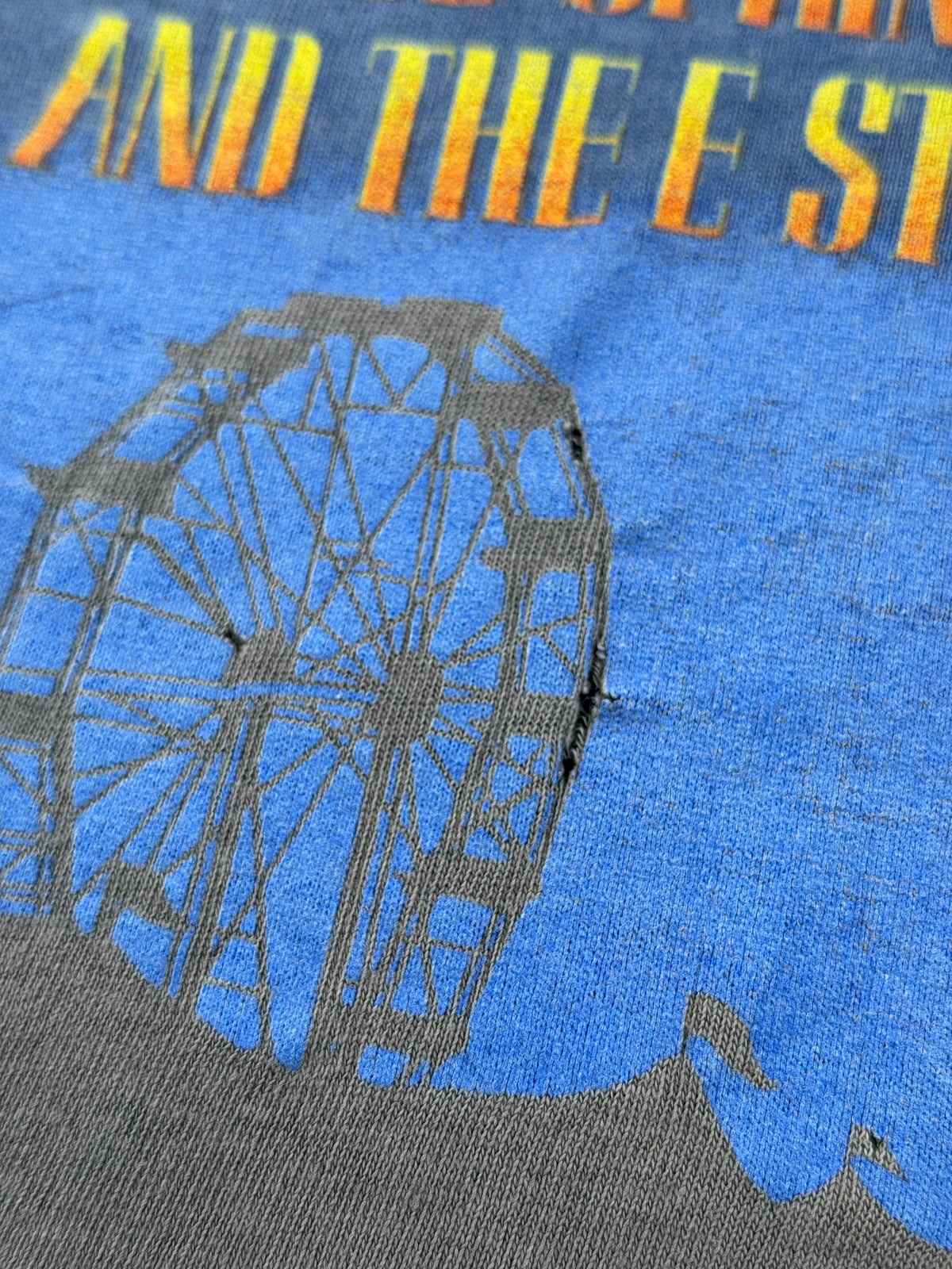 Ware on front graphic of Vintage Bruce Springsteen Tunnel Of Love Tour Tee SZ L (Fits M)