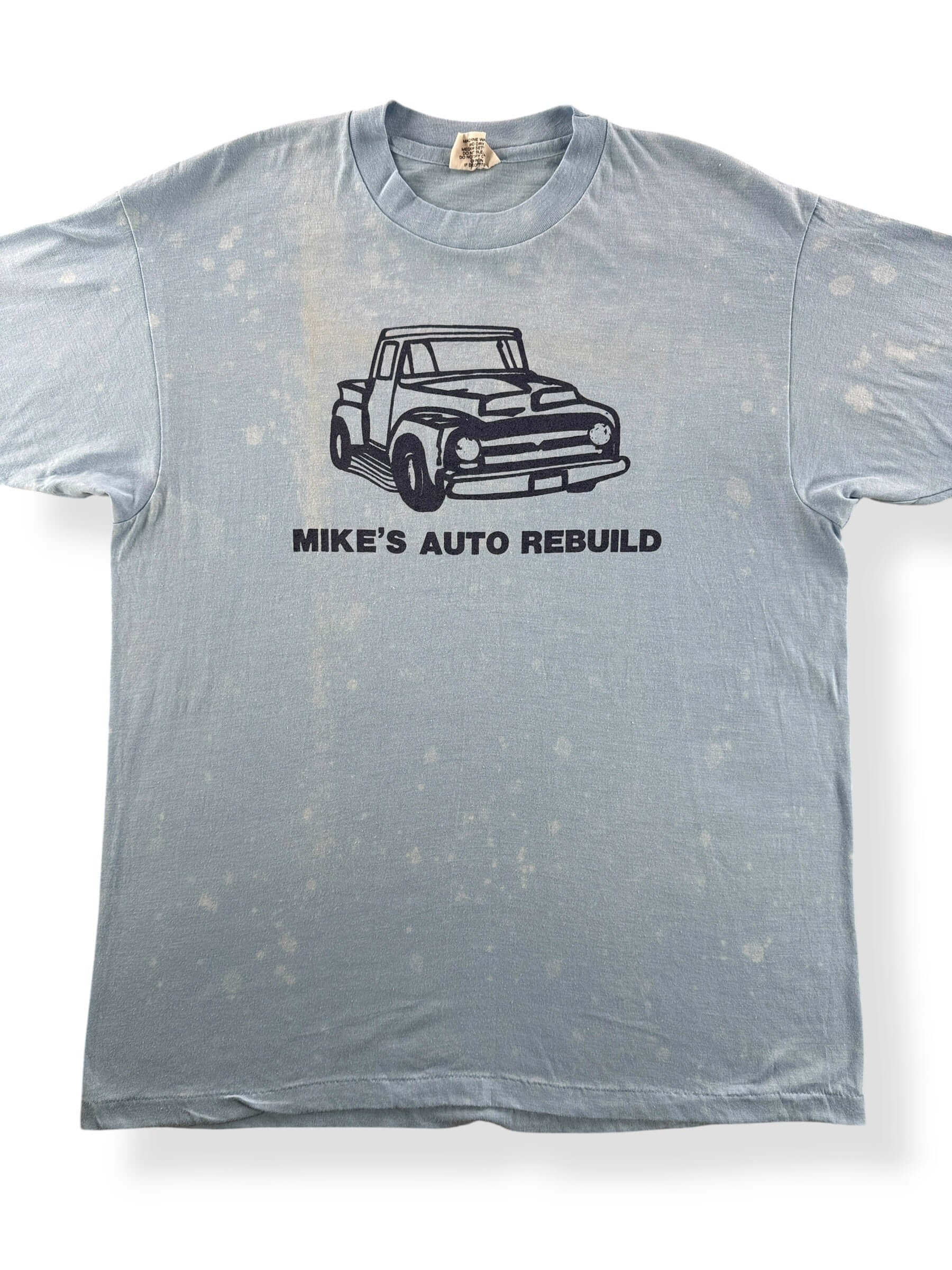 Front Close Up of Vintage Truck Shop Tee SZ XL (Fits L)