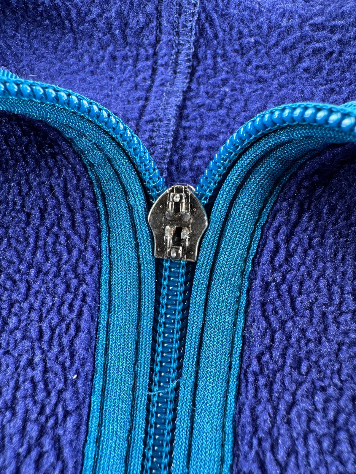 Missing zipper pull on Vintage 90s Patagonia Fleece Jacket SZ XS