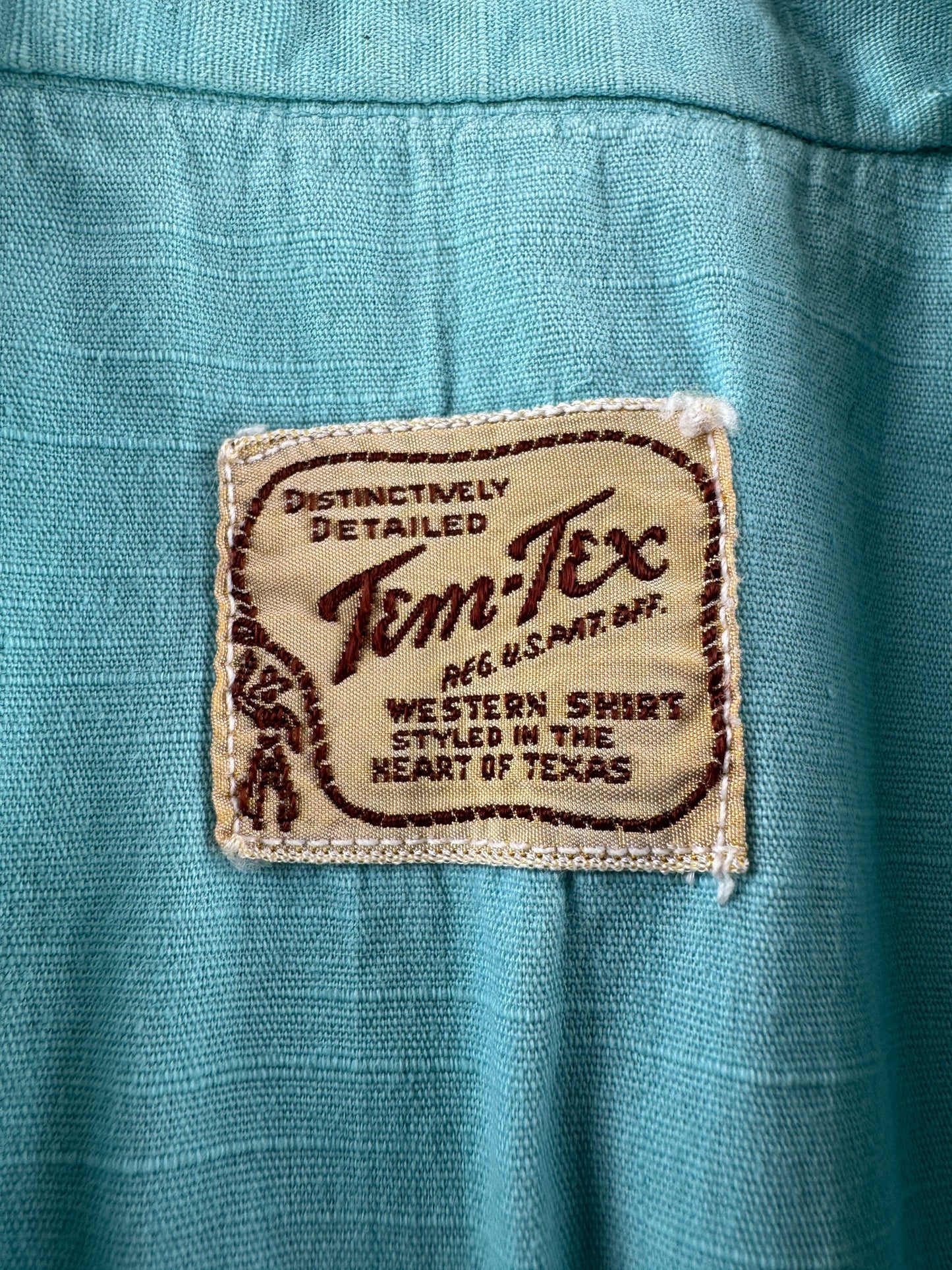 Label on Vintage 50s/60s Tem-Tex Embroidered Pearlsnap SZ L