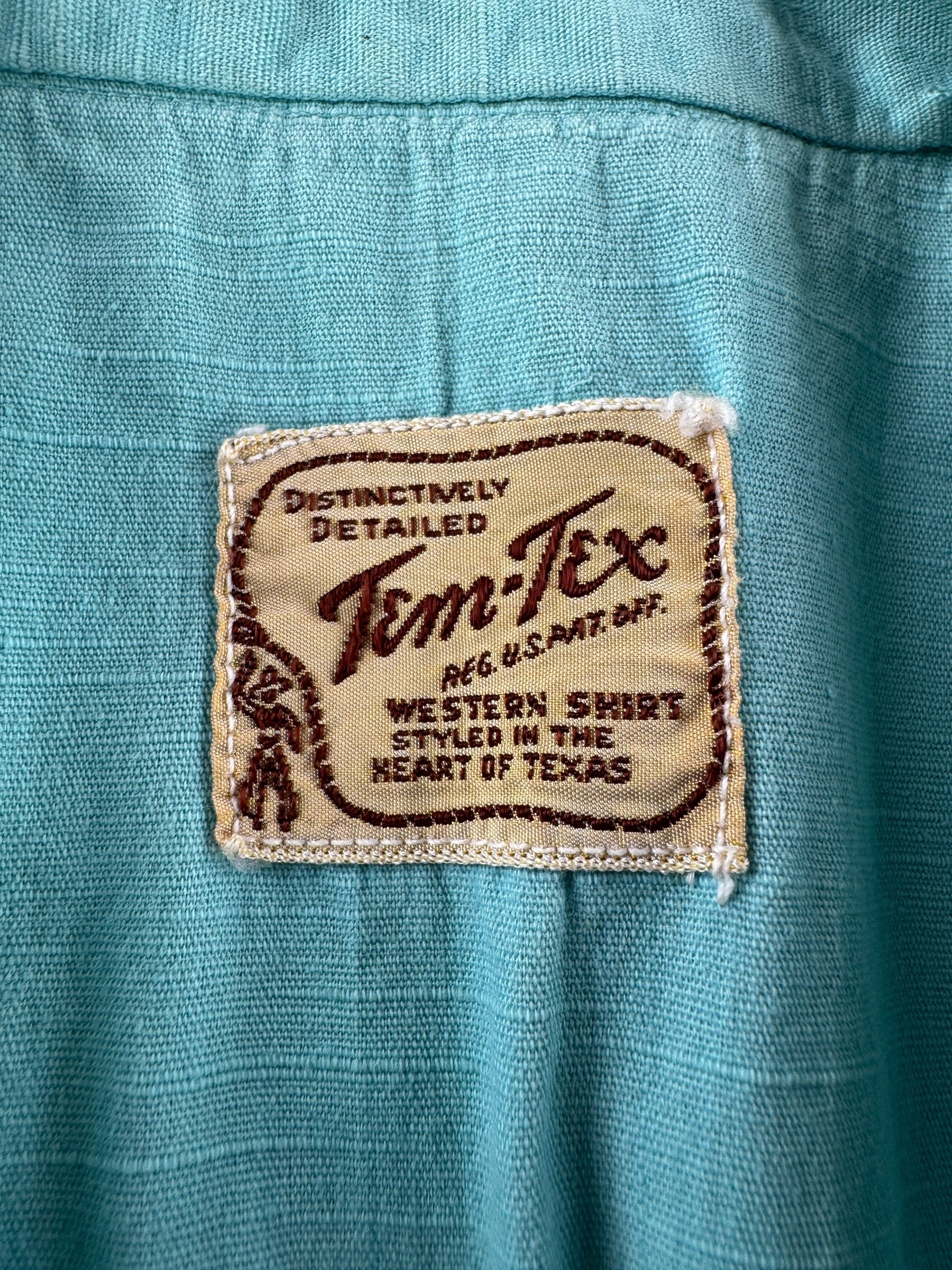 Label on Vintage 50s/60s Tem-Tex Embroidered Pearlsnap SZ L