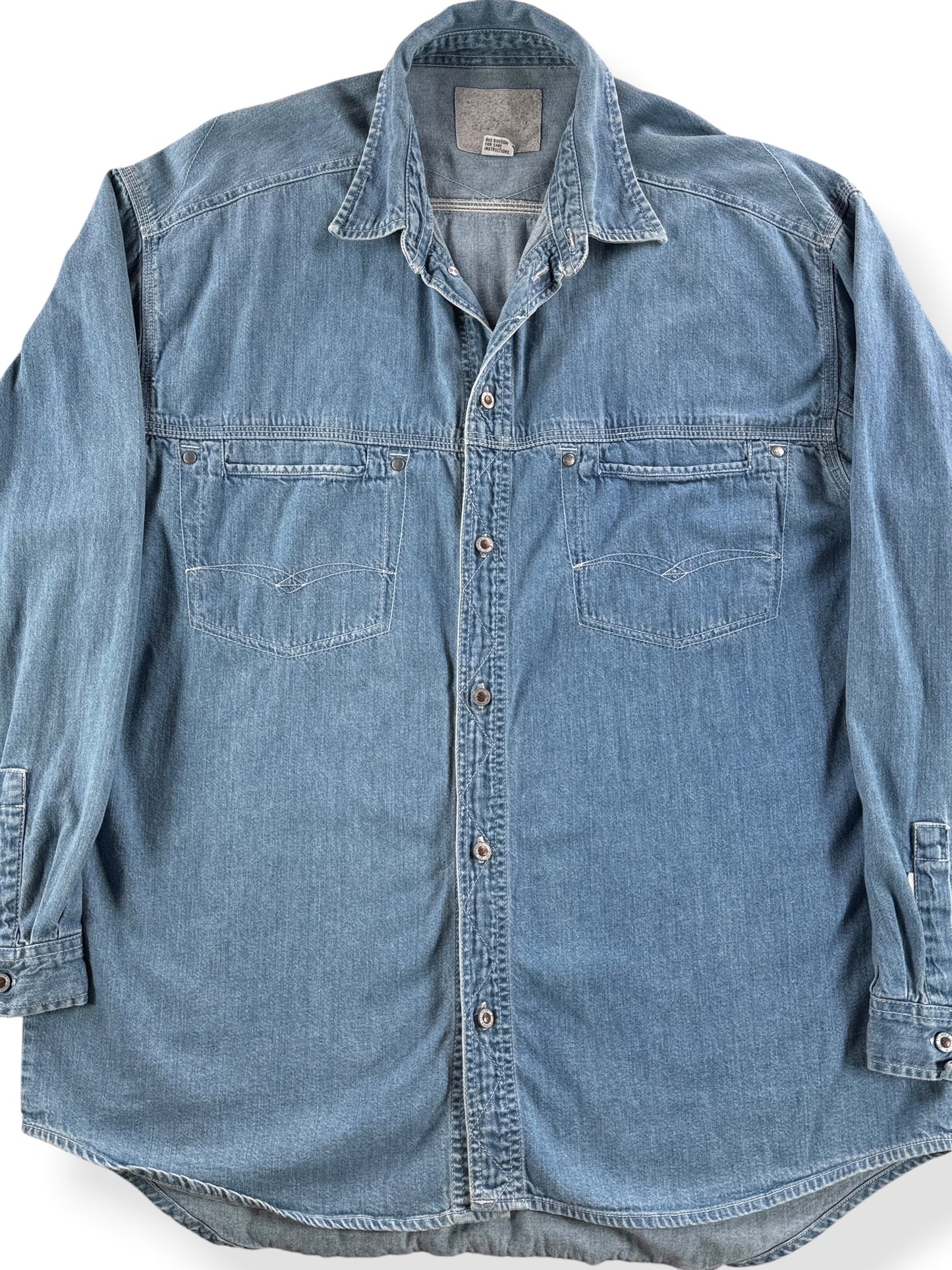 Close up front of Vintage Levi's Silvertab Denim Button Up Shirt SZ L