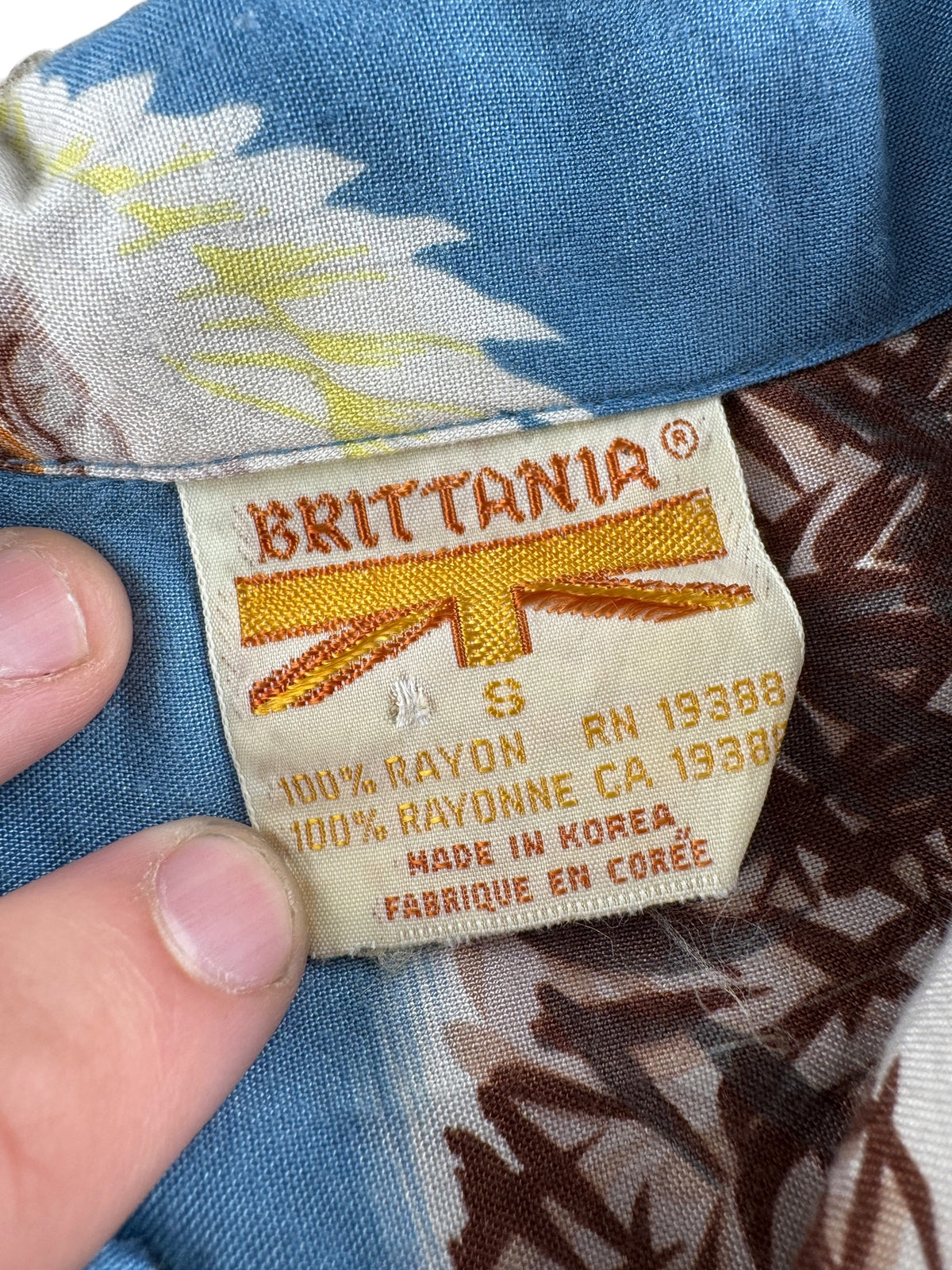 Tags on Vintage 70s Rayon Crane Print Aloha Shirt SZ S