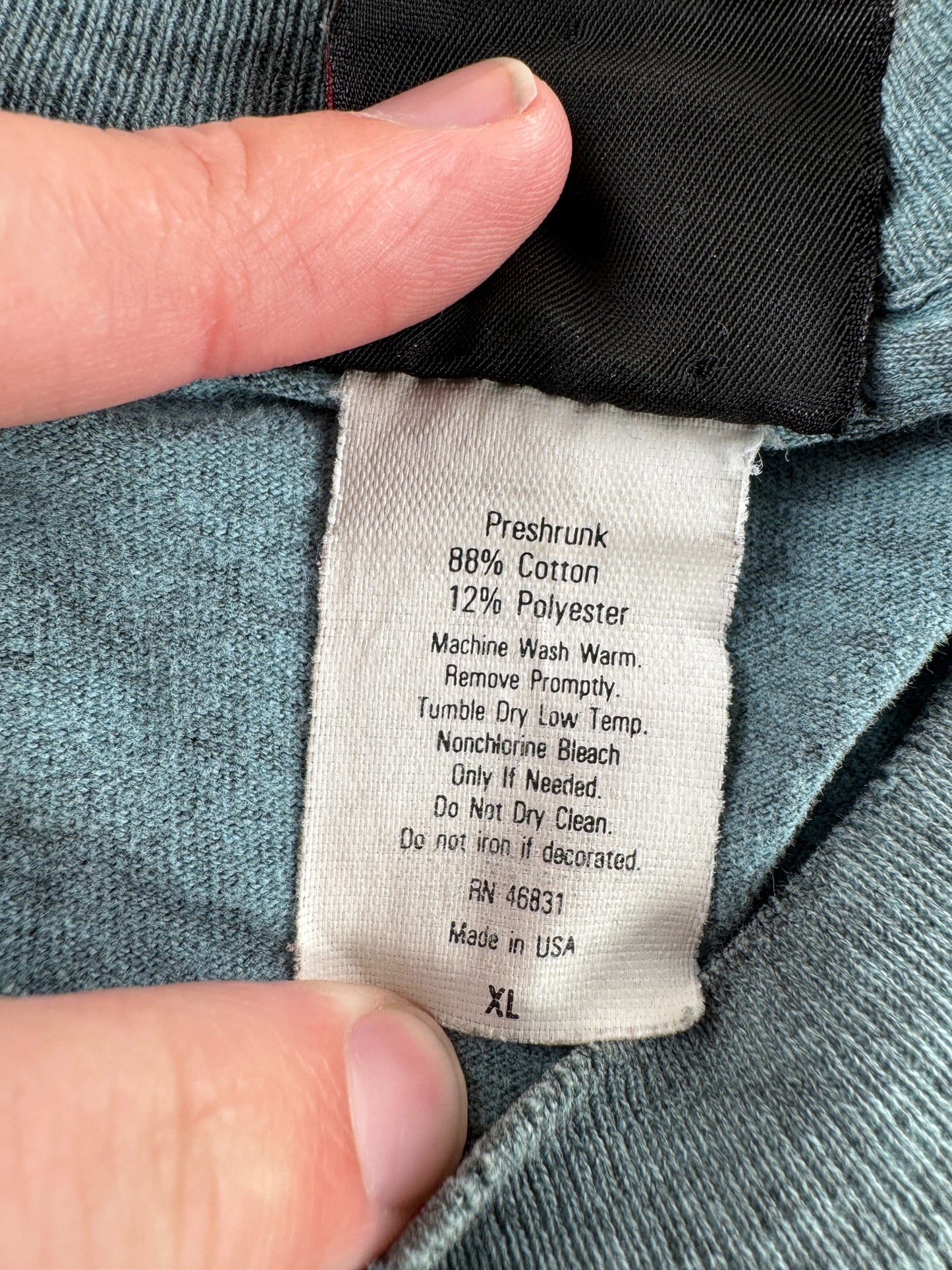 Tag on Vintage AOP Wolf Tee SZ XL