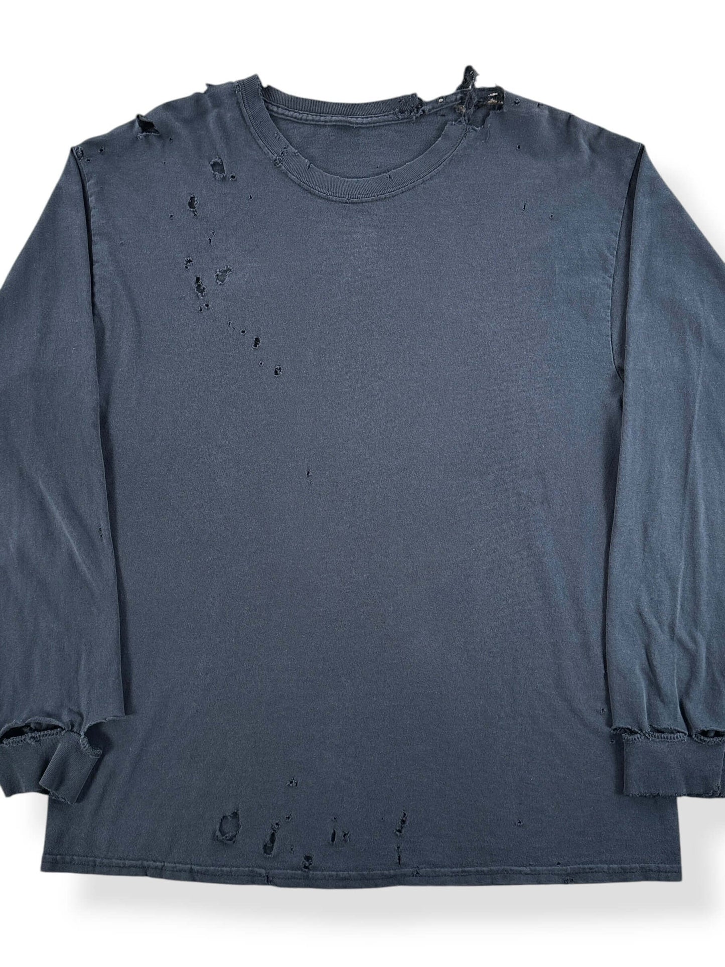 Front Close Up of Vintage Black Longsleeve Thrashed Blank Tee SZ L