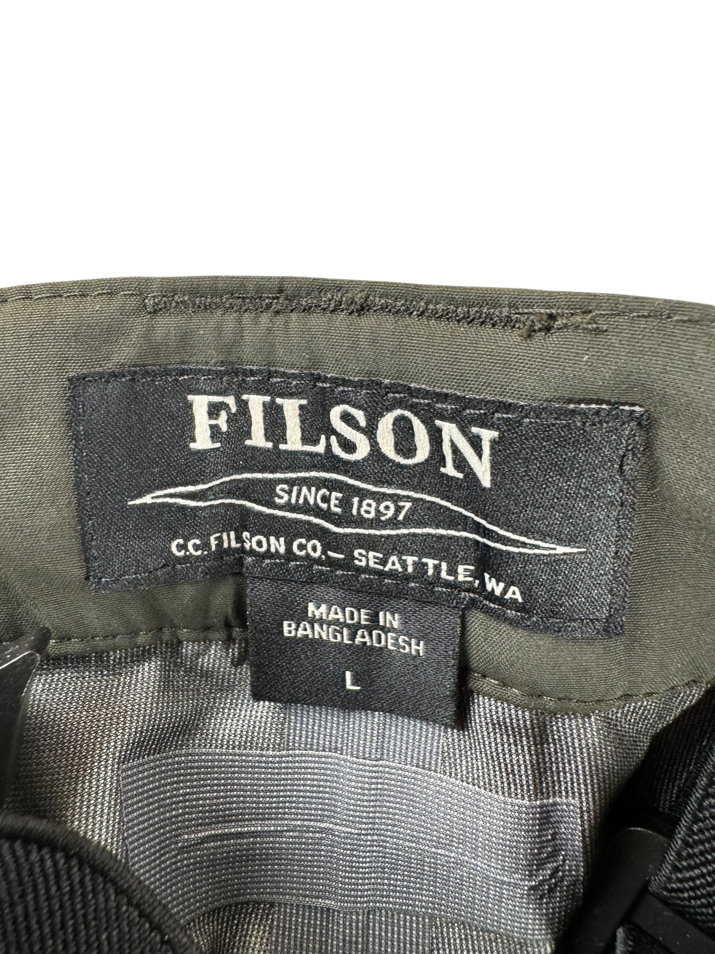 Label on Filson Skagit Rain Pants SZ L