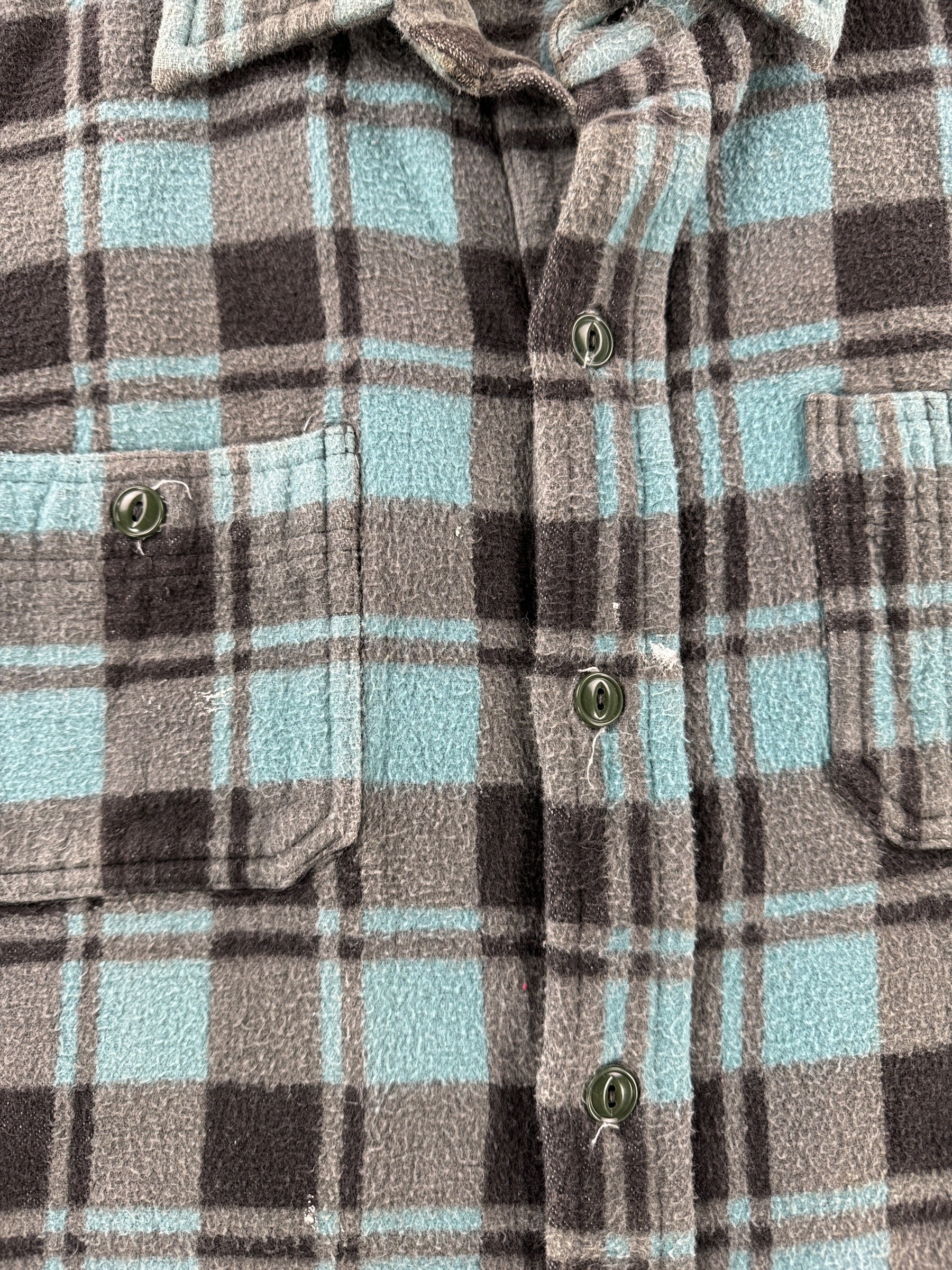 Buttons on Vintage 70's Champion Teal and Grey Camp Flannel SZ XL