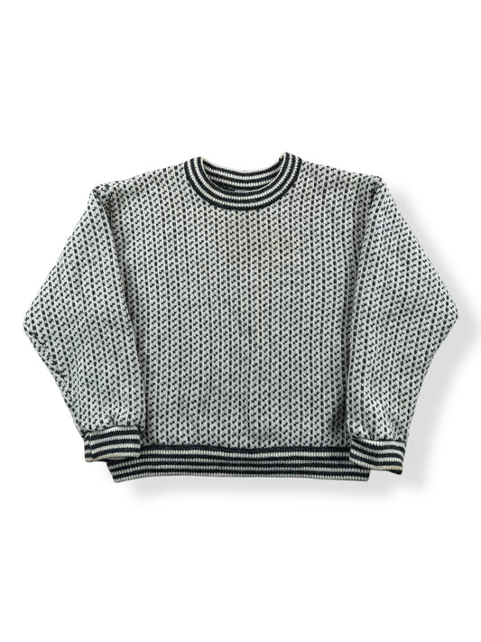 Front of Vintage Men's Off White and Grey LL Bean Birdseye Sweater SZ L