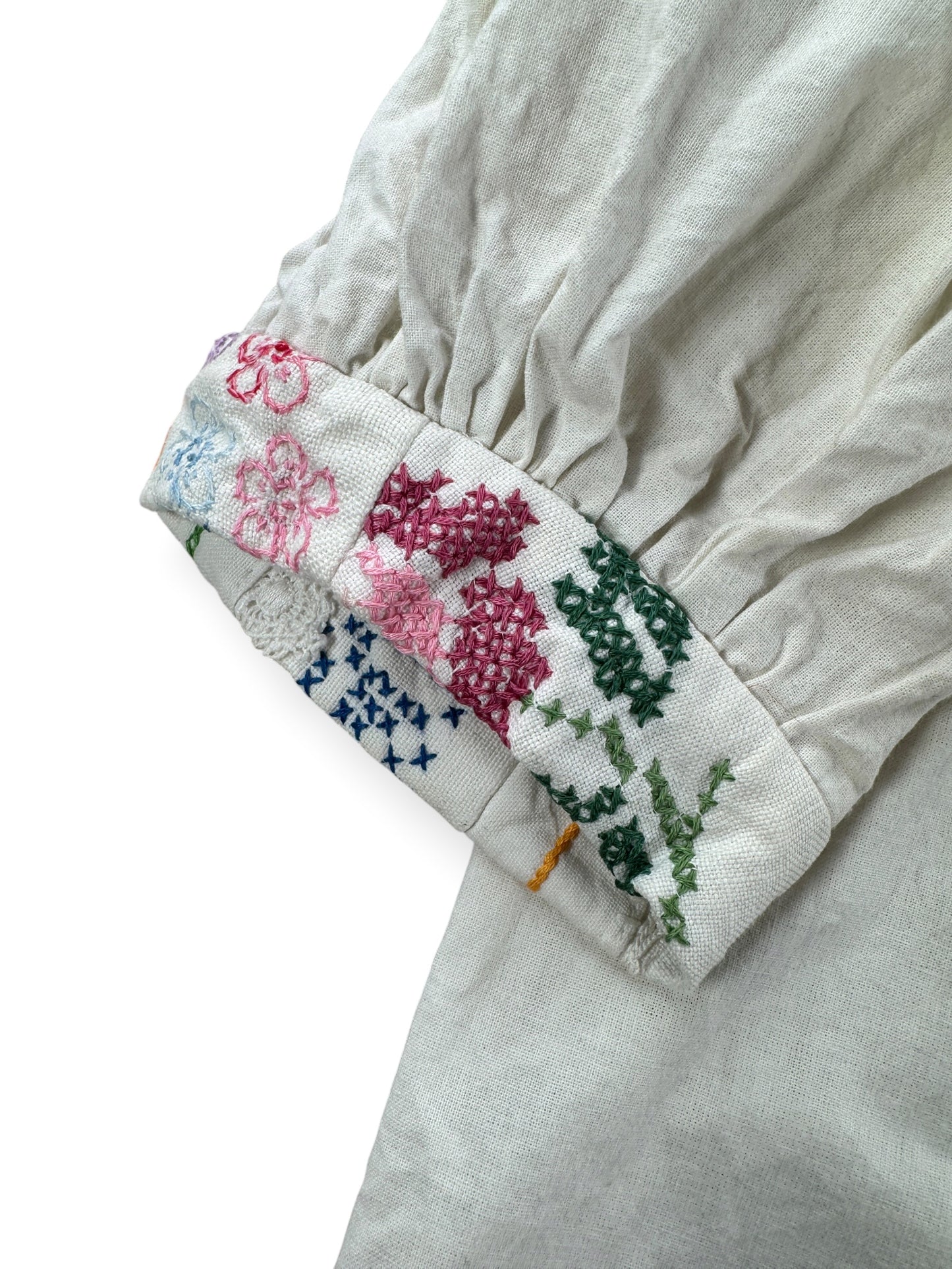 Embroidery on right cuff of Vintage KAS Embroidered Blouse SZ M
