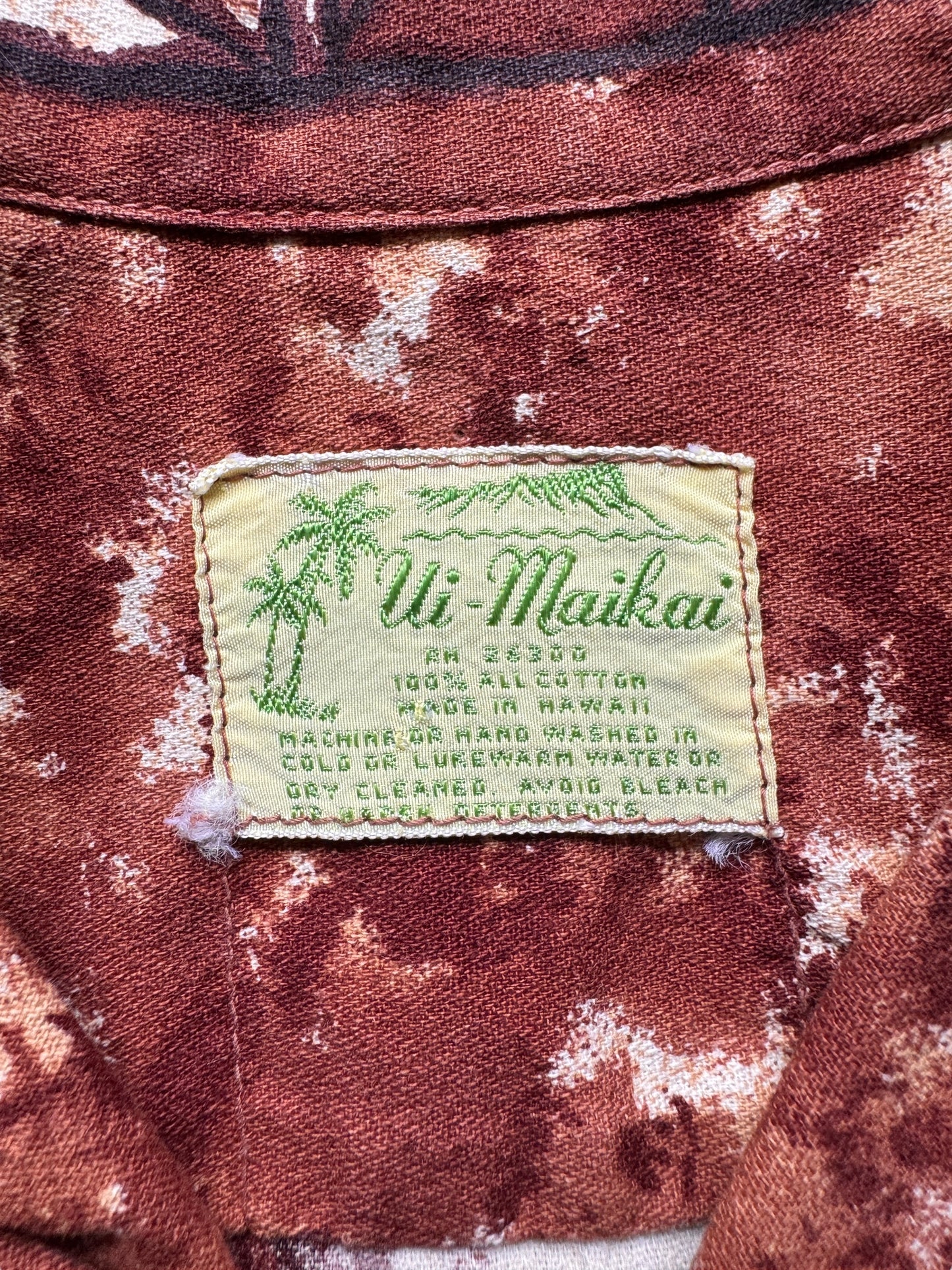 tag on Vintage Ui-Maikai Aloha Shirt SZ M