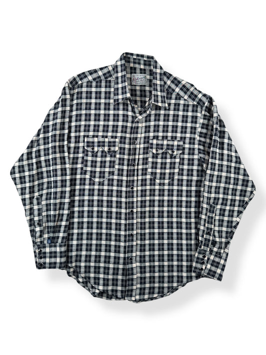 Front of Vintage Rockmount Black & White Sawtooth Pearl Snap SZ L