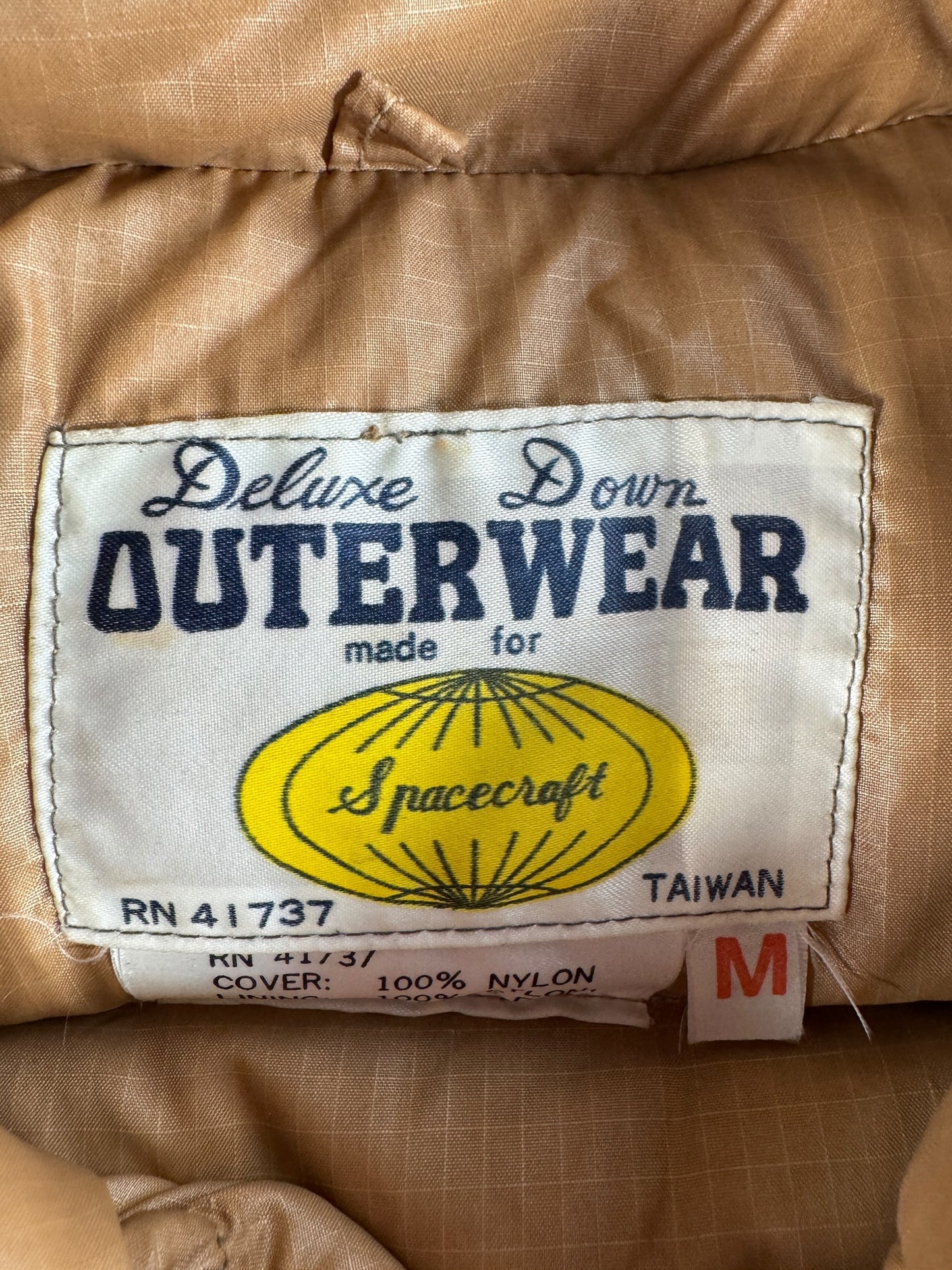 Label on Vintage 1970s Down Puffer Vest SZ M
