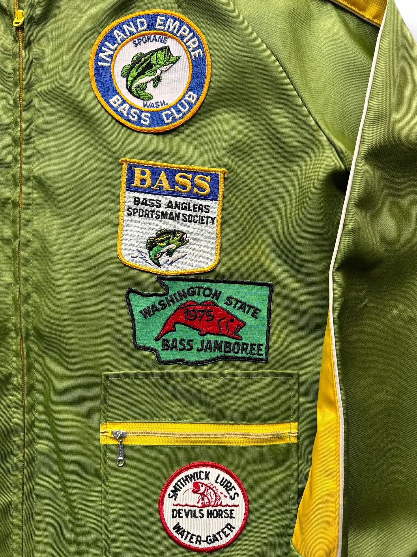 Front Left Patches on Vintage Fliptail Lures Fisherman Patches Windbreaker SZ XL