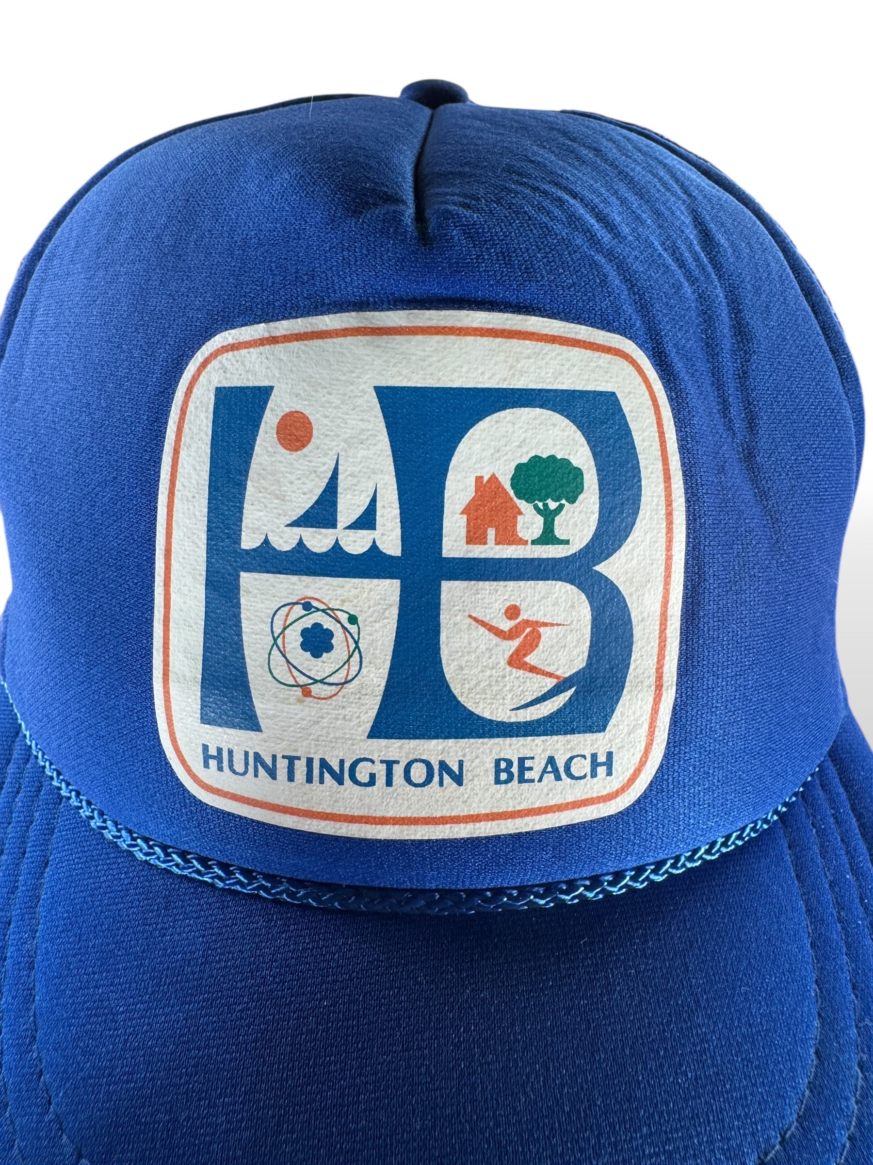 Design on Vintage Huntington Beach Trucker Hat SZ Youth