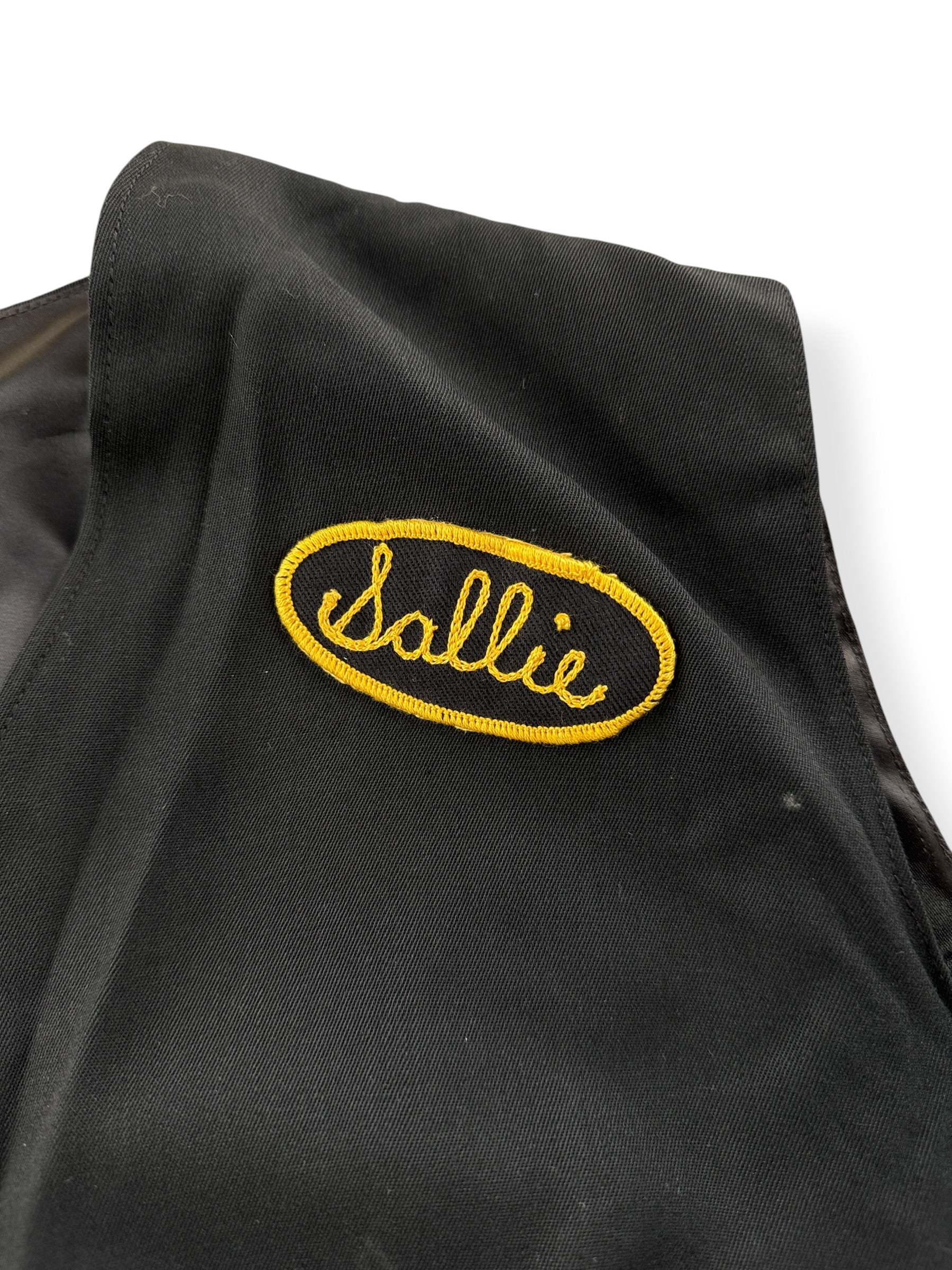 Name patch on Vintage Hummingbirds "Sallie" Motorcycle Club Member Vest SZ M