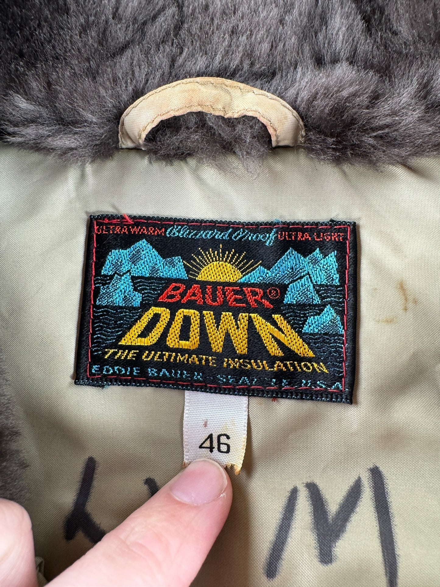 Label on Vintage Eddie Bauer Sun Down Coat SZ 46