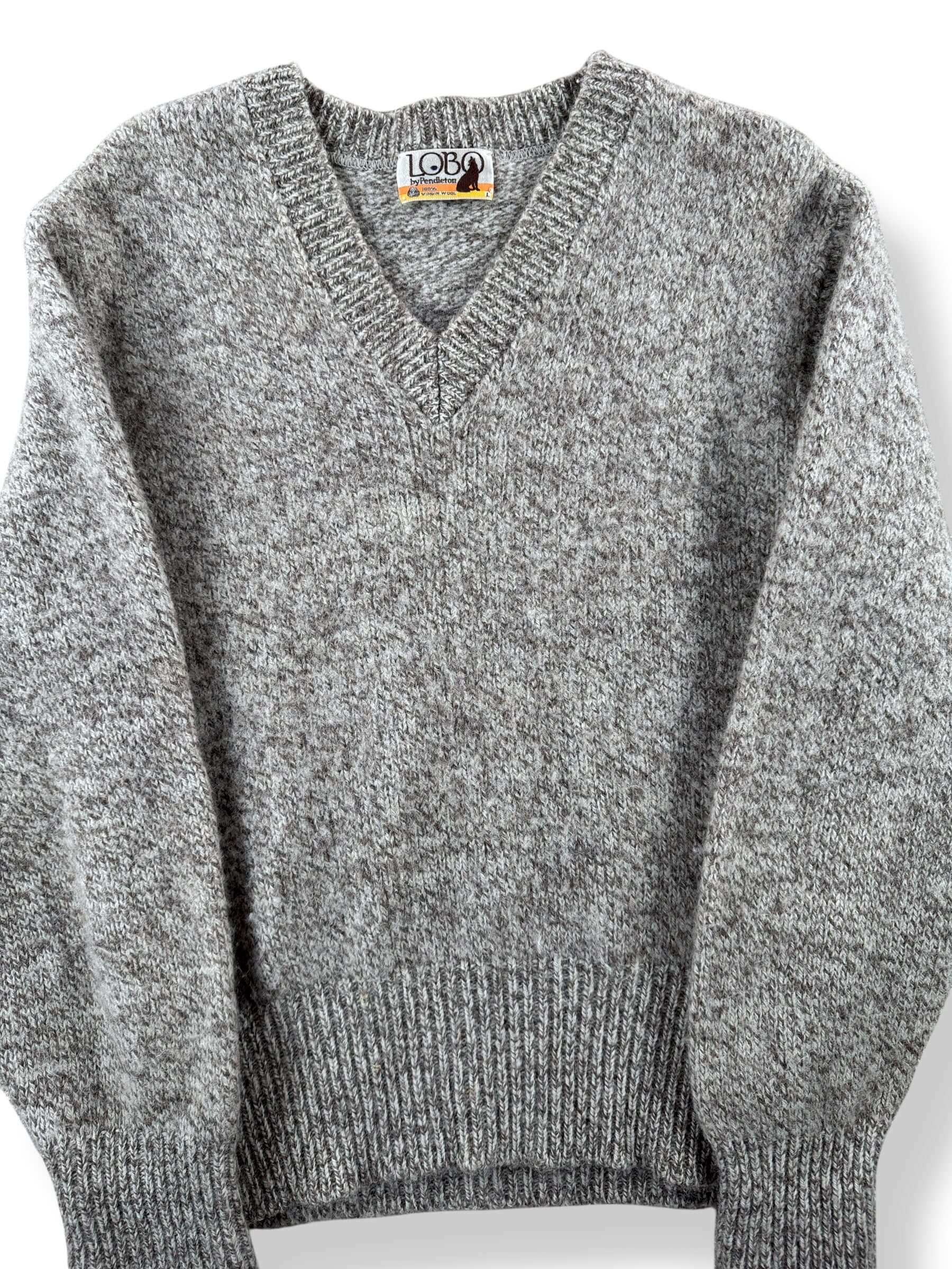Front Close Up of Vintage Pendleton Lobo Oatmeal Knit V-Neck Sweater SZ L (Fits S)