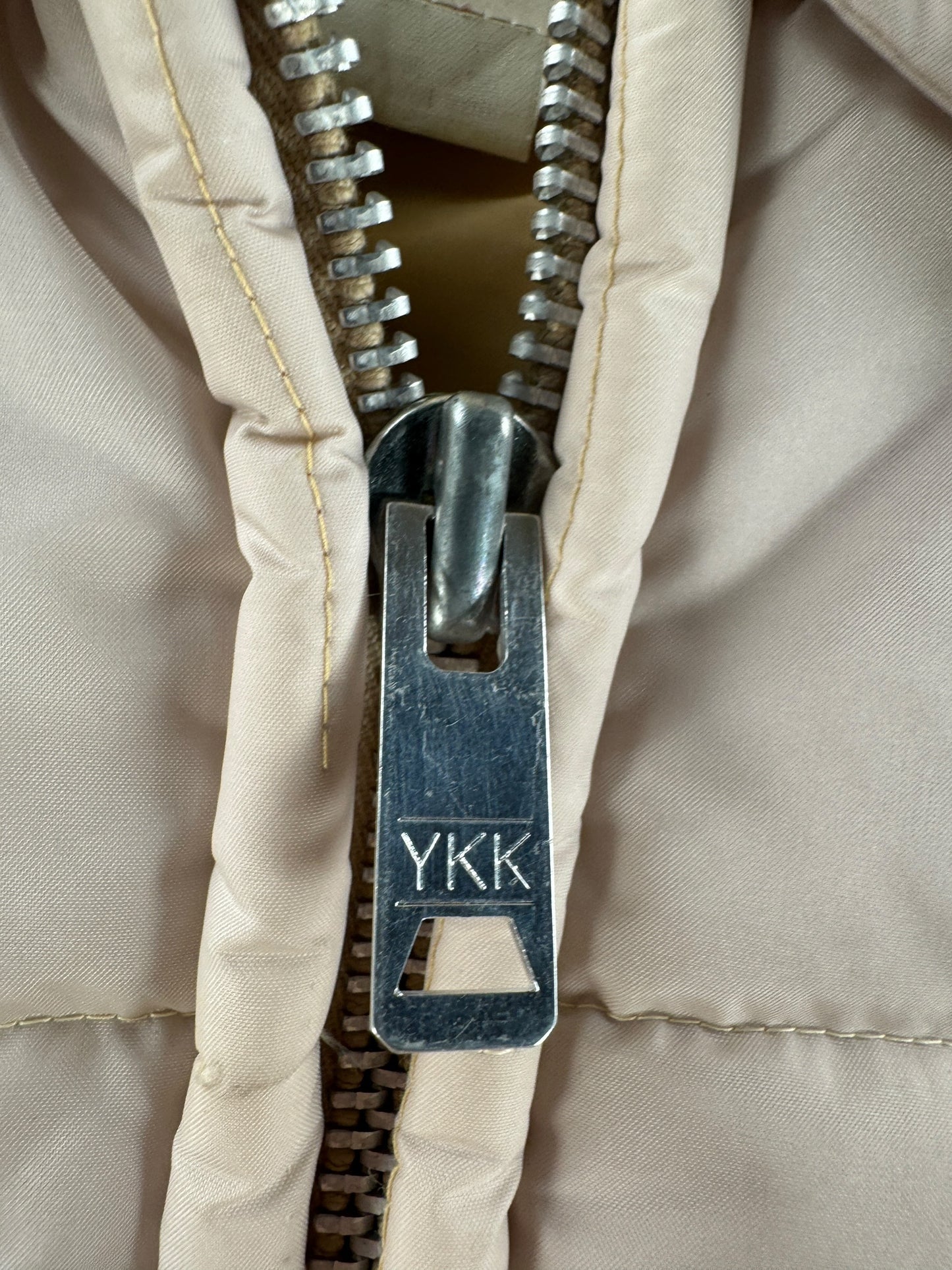 Zipper on Vintage Peter's Puffy Coat SZ S