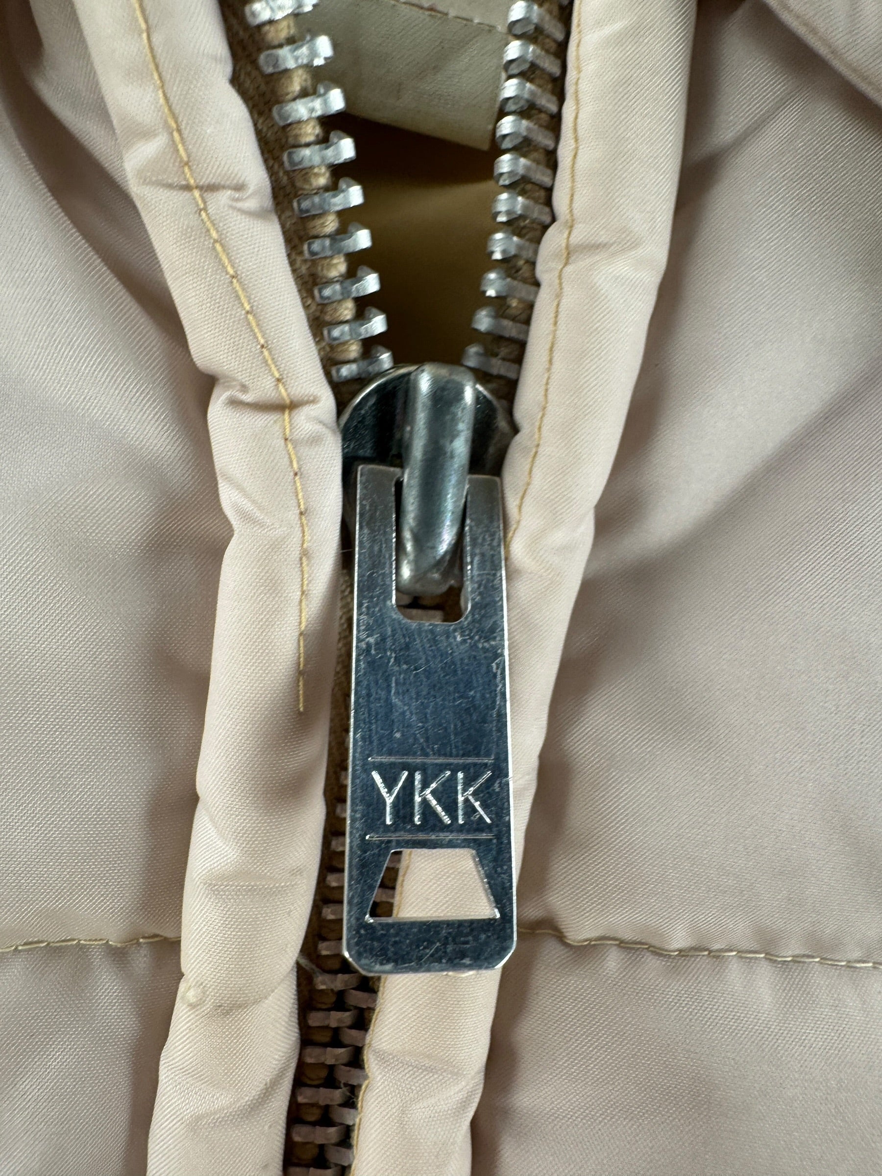 Zipper on Vintage Peter's Puffy Coat SZ S
