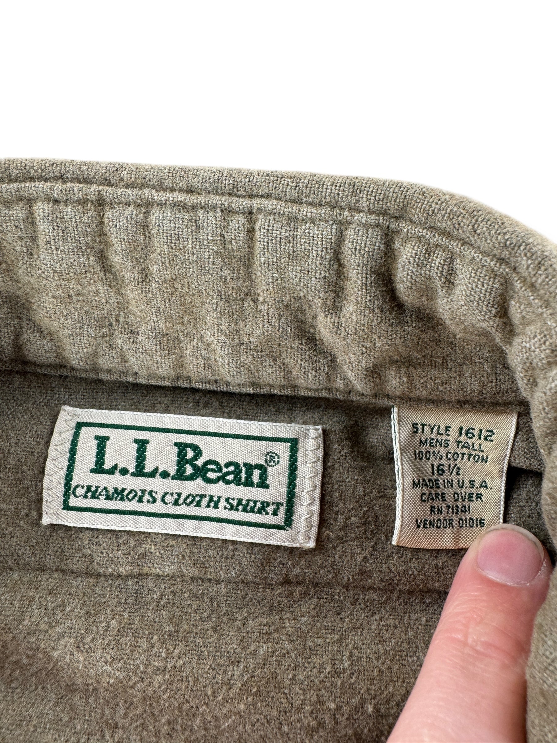 Tag on Vintage LL Bean Taupe Chamois Shirt SZ XL
