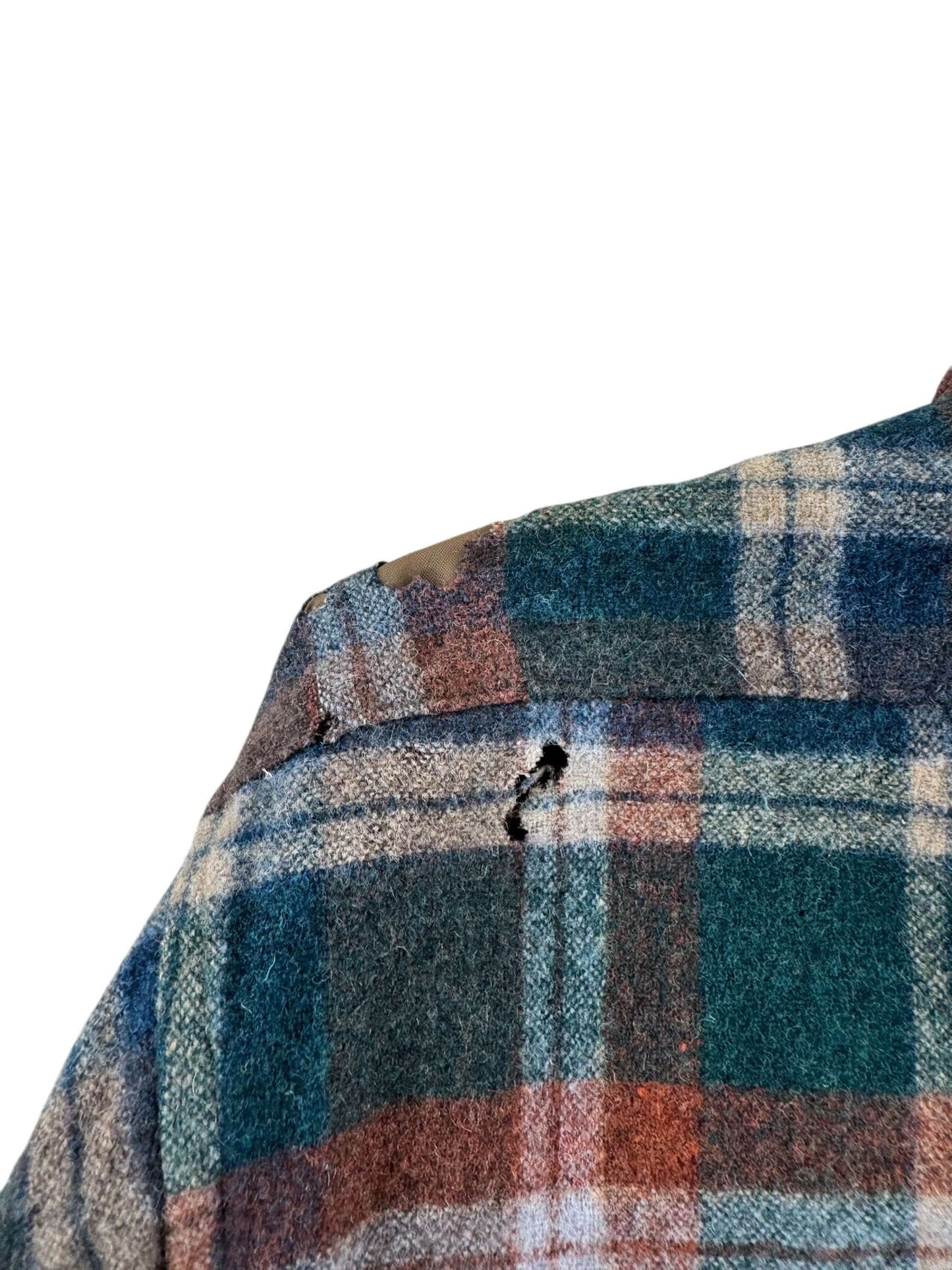 Holes on Vintage Pendleton Flannel SZ S AS IS