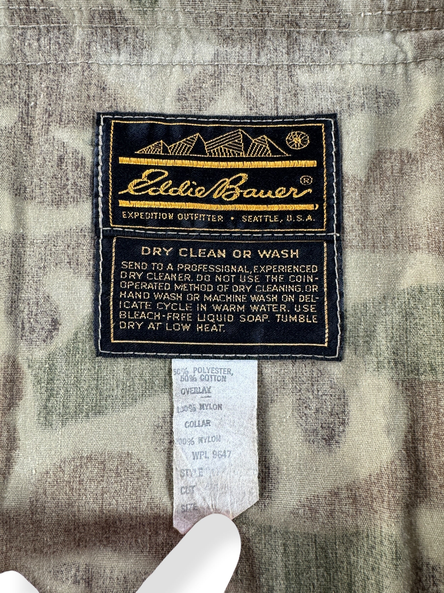 Label on Vintage 80s Eddie Bauer Camo Hunting Jacket SZ XL