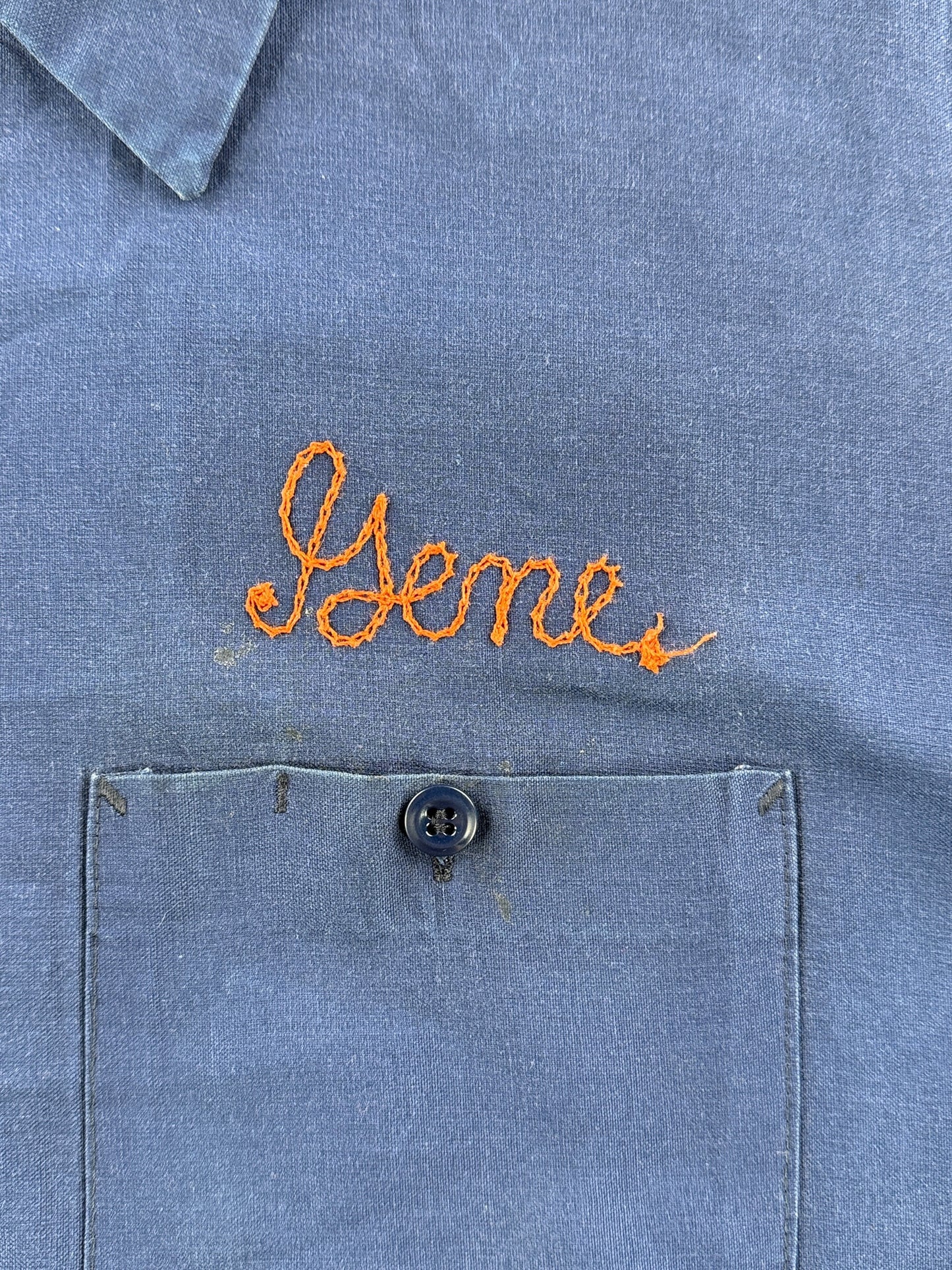 Chain stitched name on left side of chest on Vintage 60s Harley Mechanic Shirt SZ L