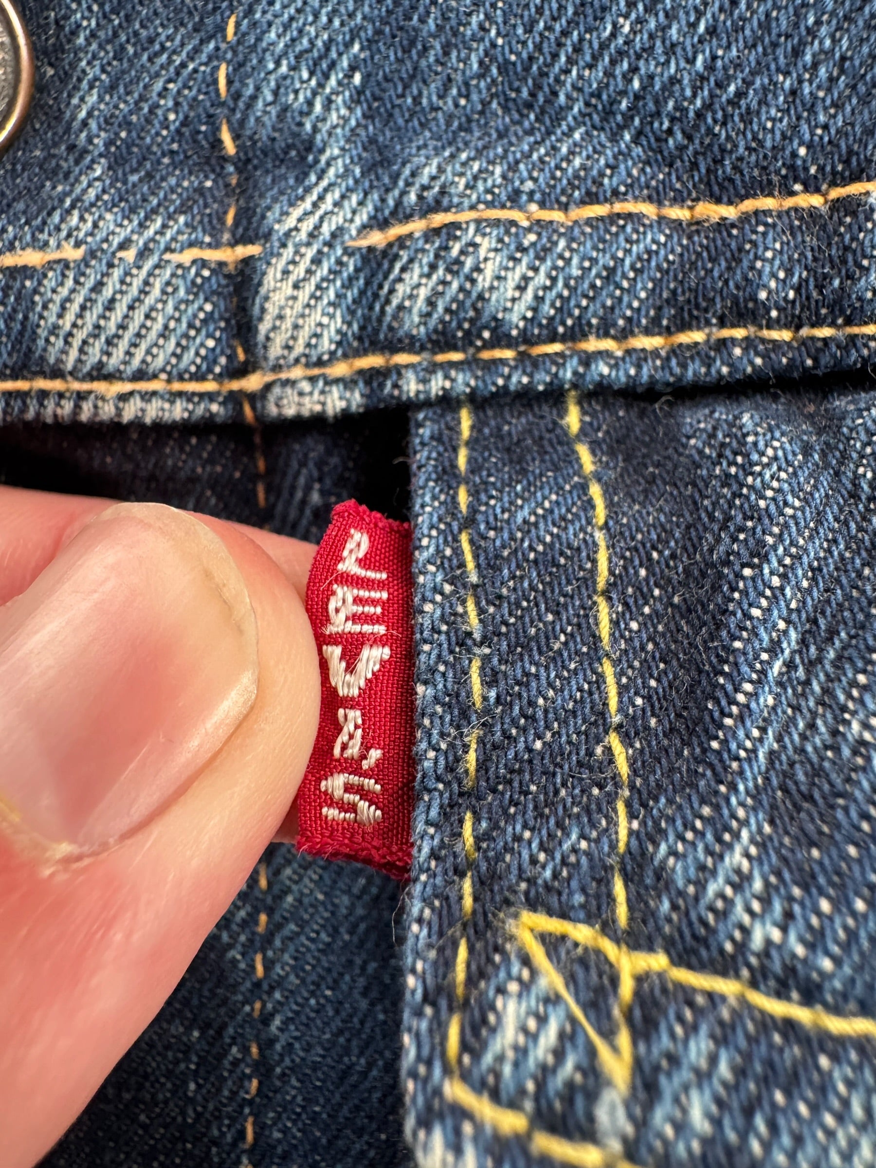 Tag on Vintage Ladies Levis Big E 557B Trucker Jacket SZ 16