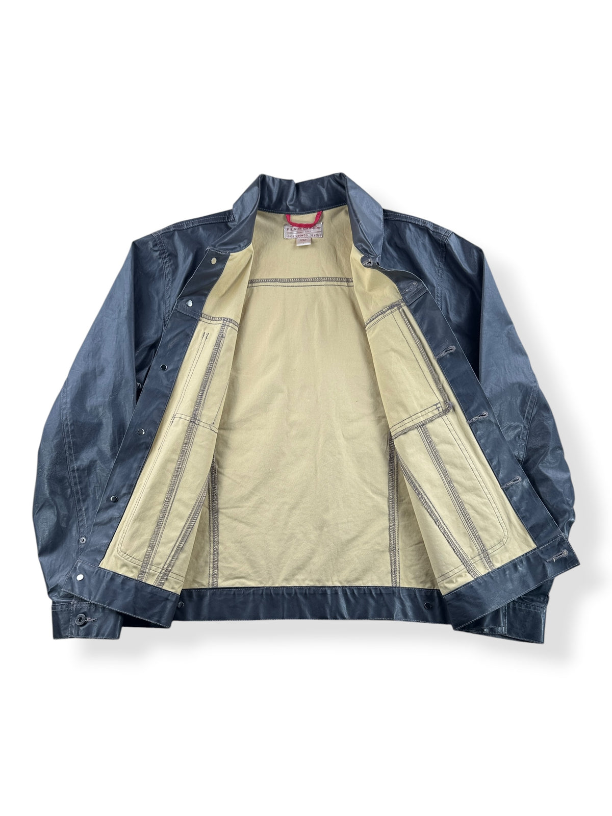 Inside of Filson Short Lined Cruiser SZ L