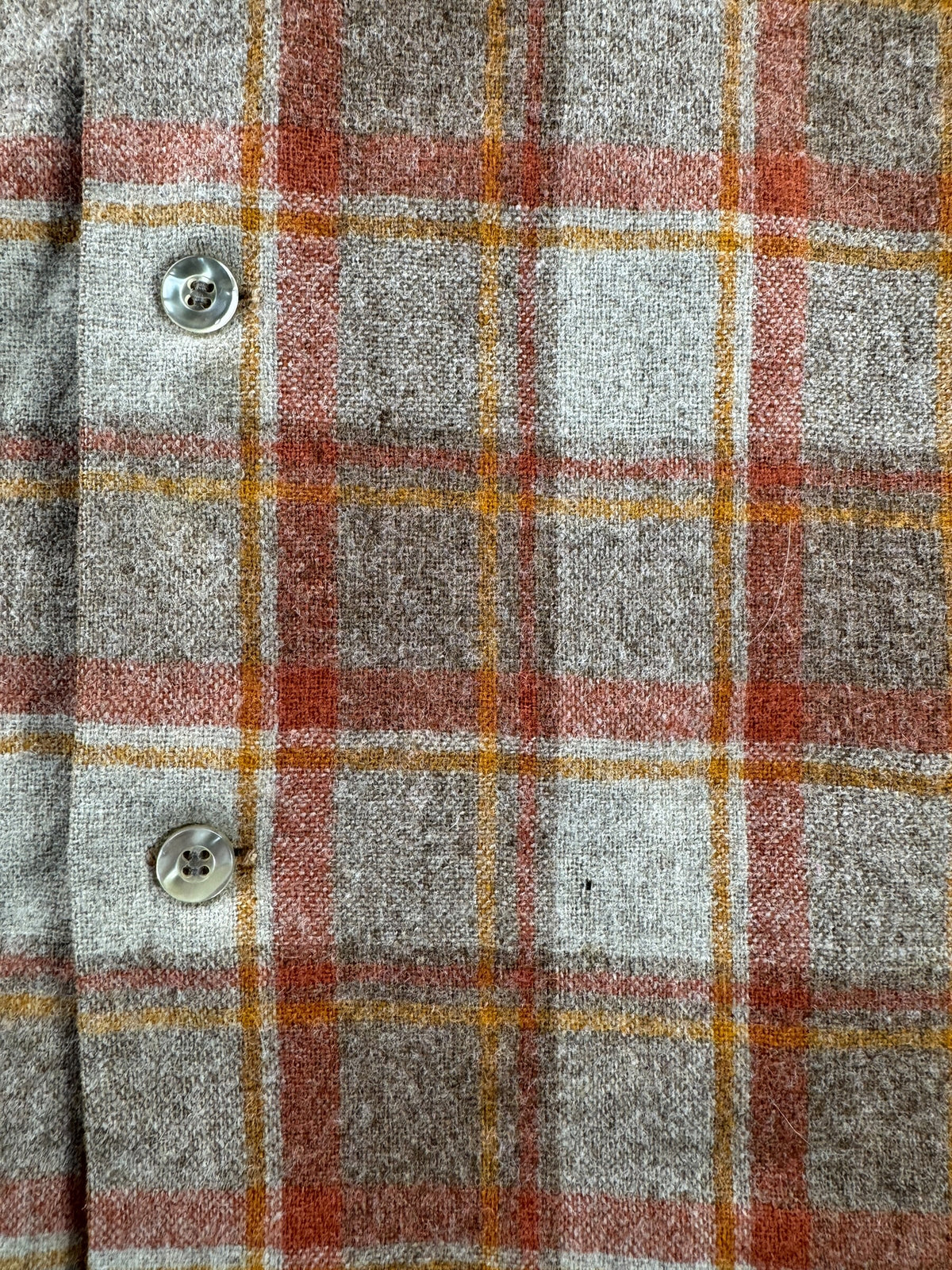Holes on front of Vintage Pendleton Orange & Beige Board Shirt SZ L - AS IS