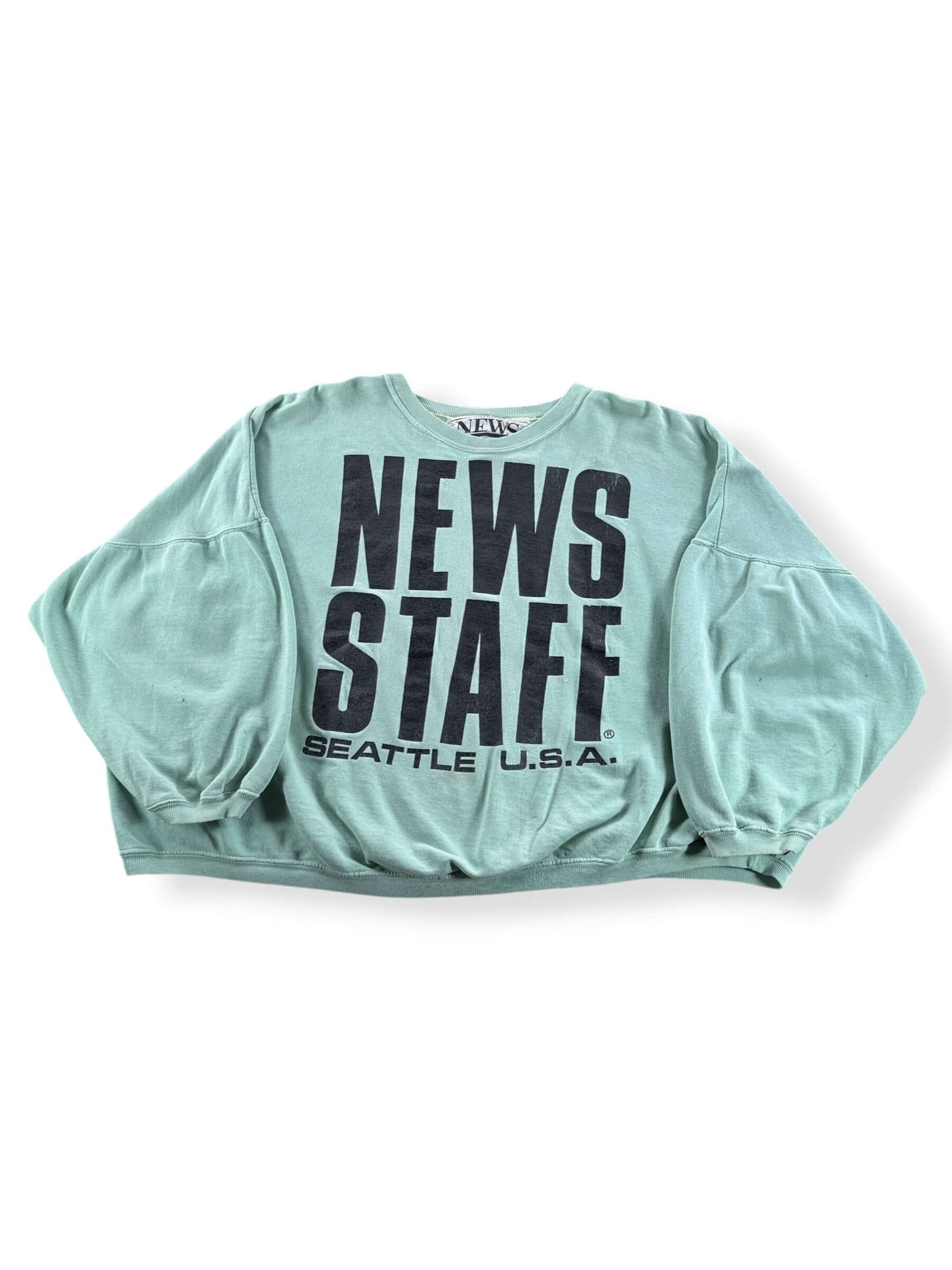 Front of Vintage News Staff Seattle Crewneck SZ XL