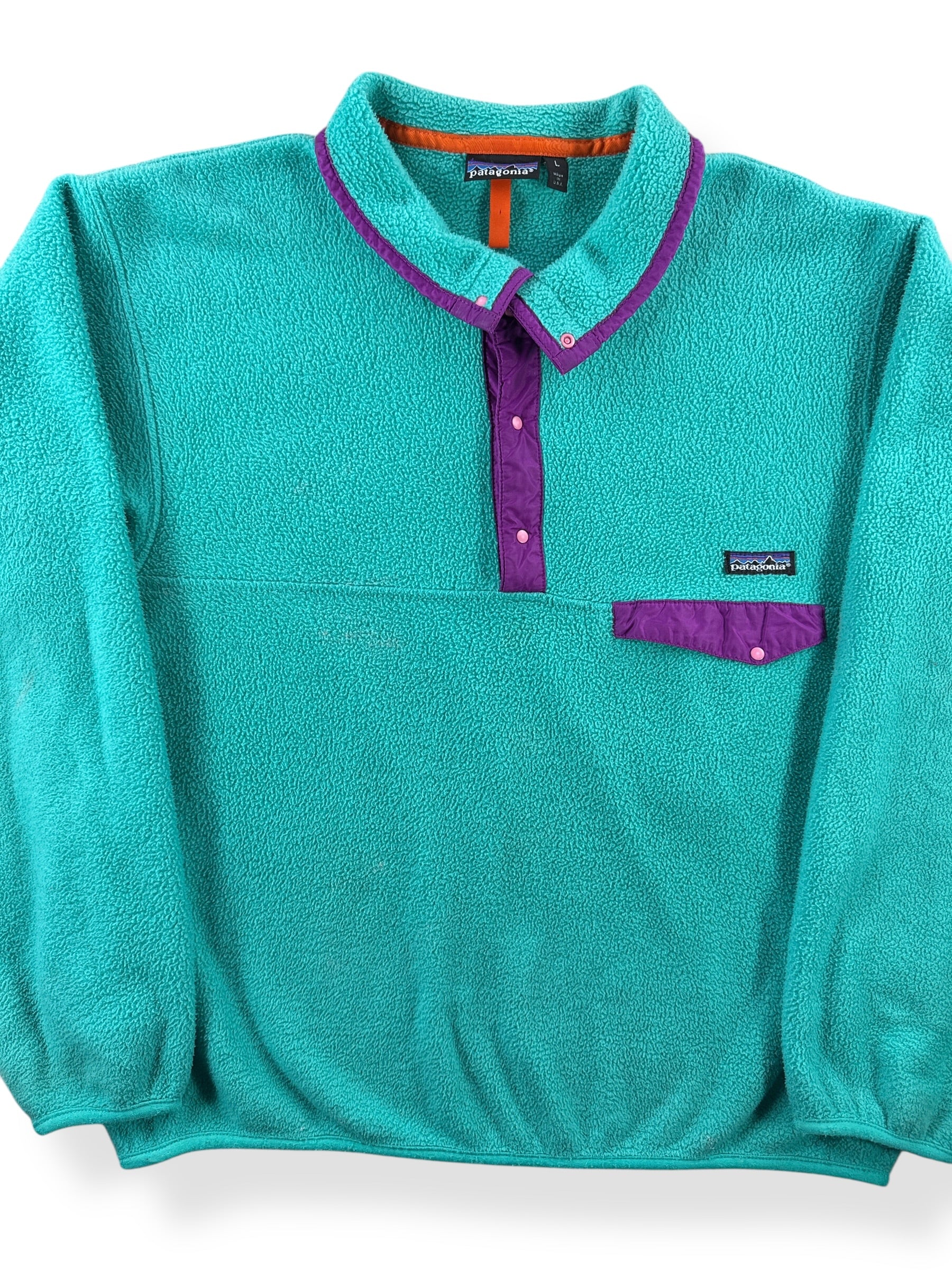 Front Close Up of Vintage MIUSA Turquoise Patagonia Synchilla SZ L