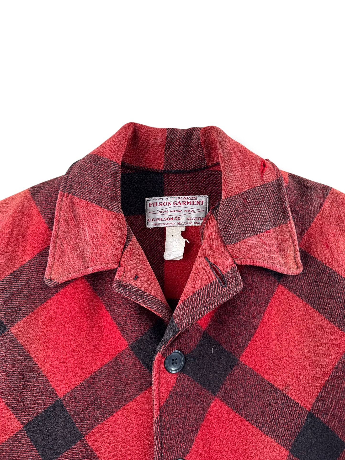 Collar on Vintage 80’s Filson Double Mackinaw SZ 44