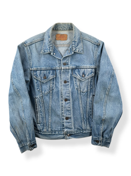 Front of Vintage 90s MIUSA Levi's Trucker Jacket SZ 42