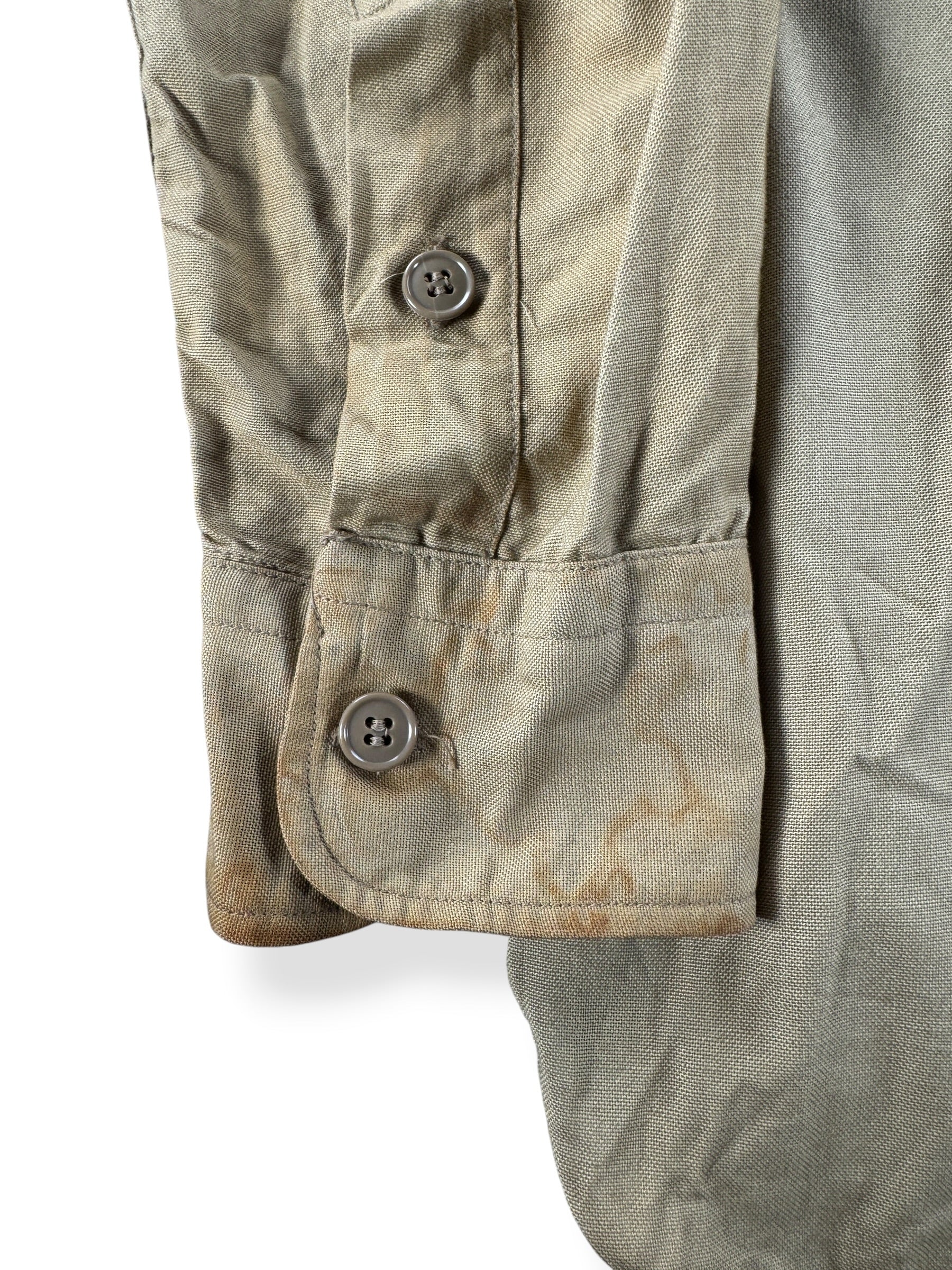 Sleeve Stain on Vintage Vietnam Era US Army Button Up Shirt SZ S