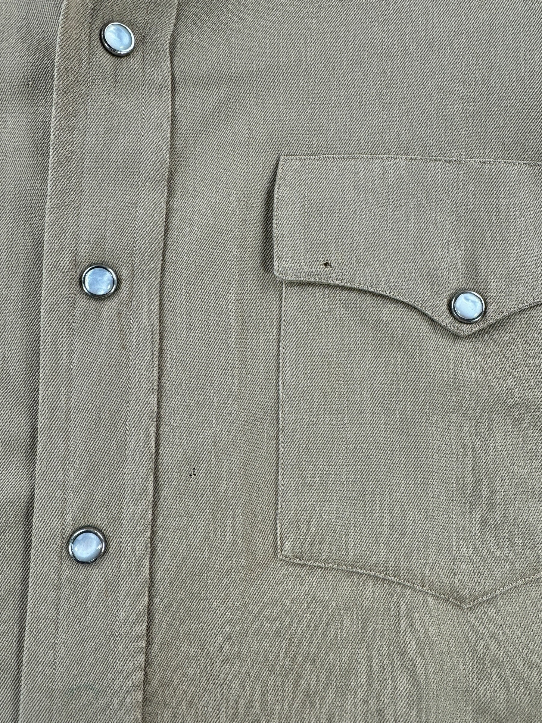 Hole on Vintage 60s Era Gabardine Pearlsnap SZ M