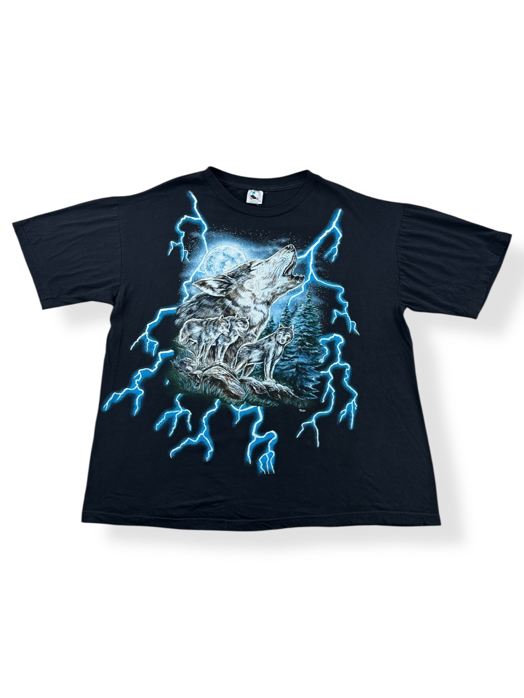 Front of Vintage American Thunder Wolf Tee SZ XXL