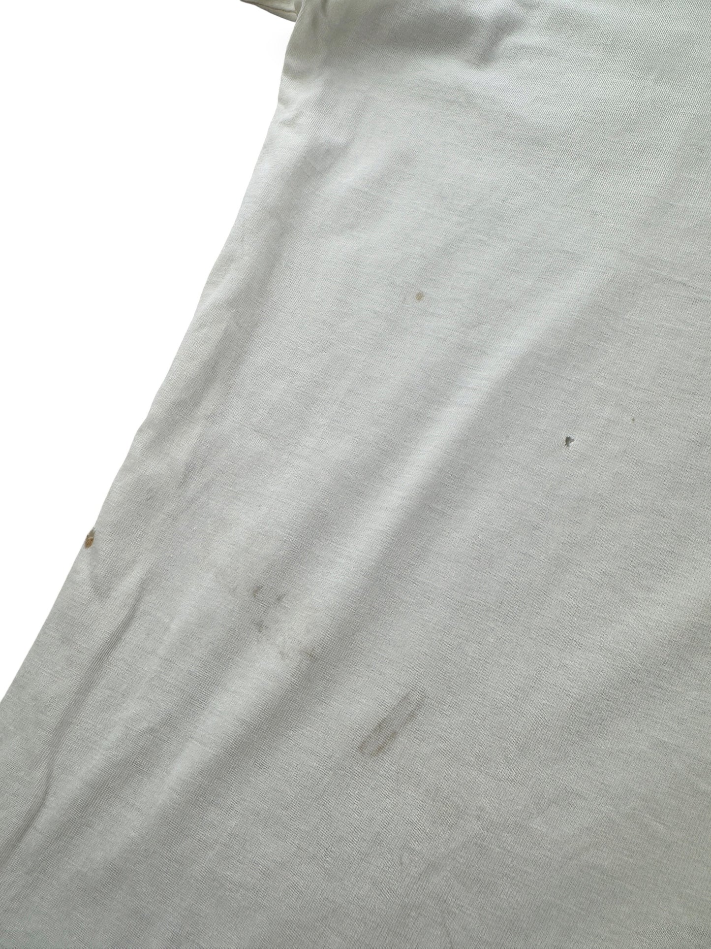 Staining & holes on Vintage Greenpeace Tee SZ XL