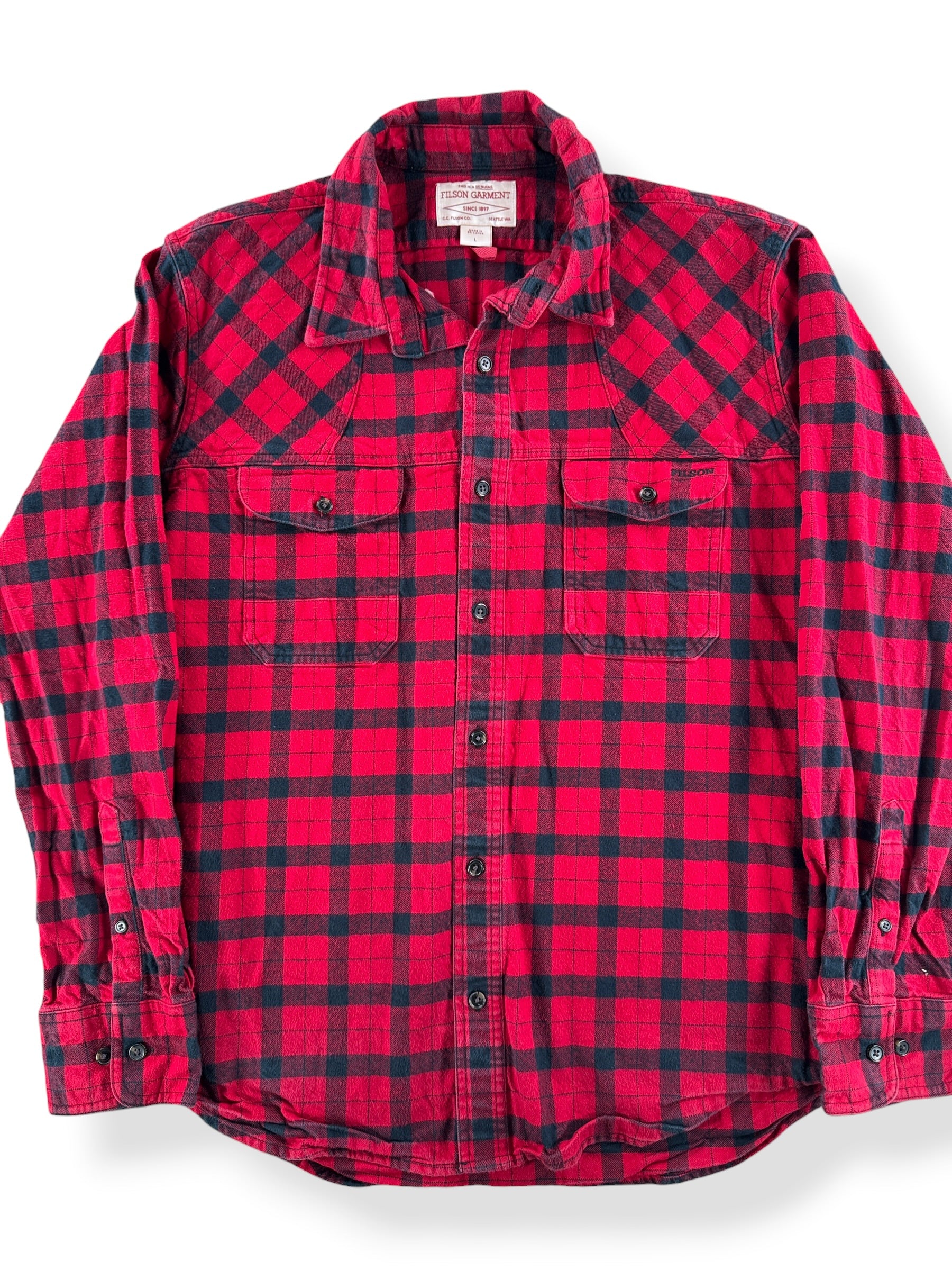 Front of Filson Alaskan Guide Shirt SZ L