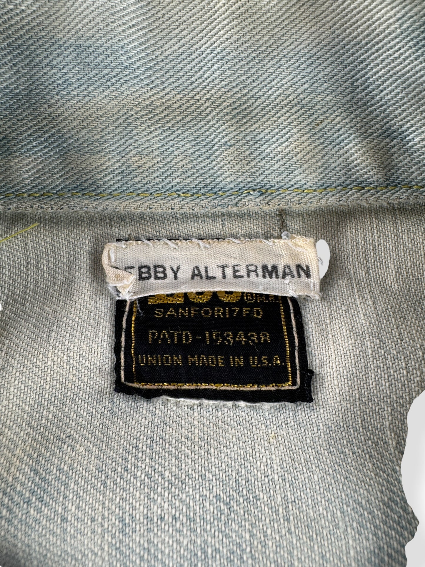 Label on Vintage Lee 101-J Floral Embroidery Trucker SZ L