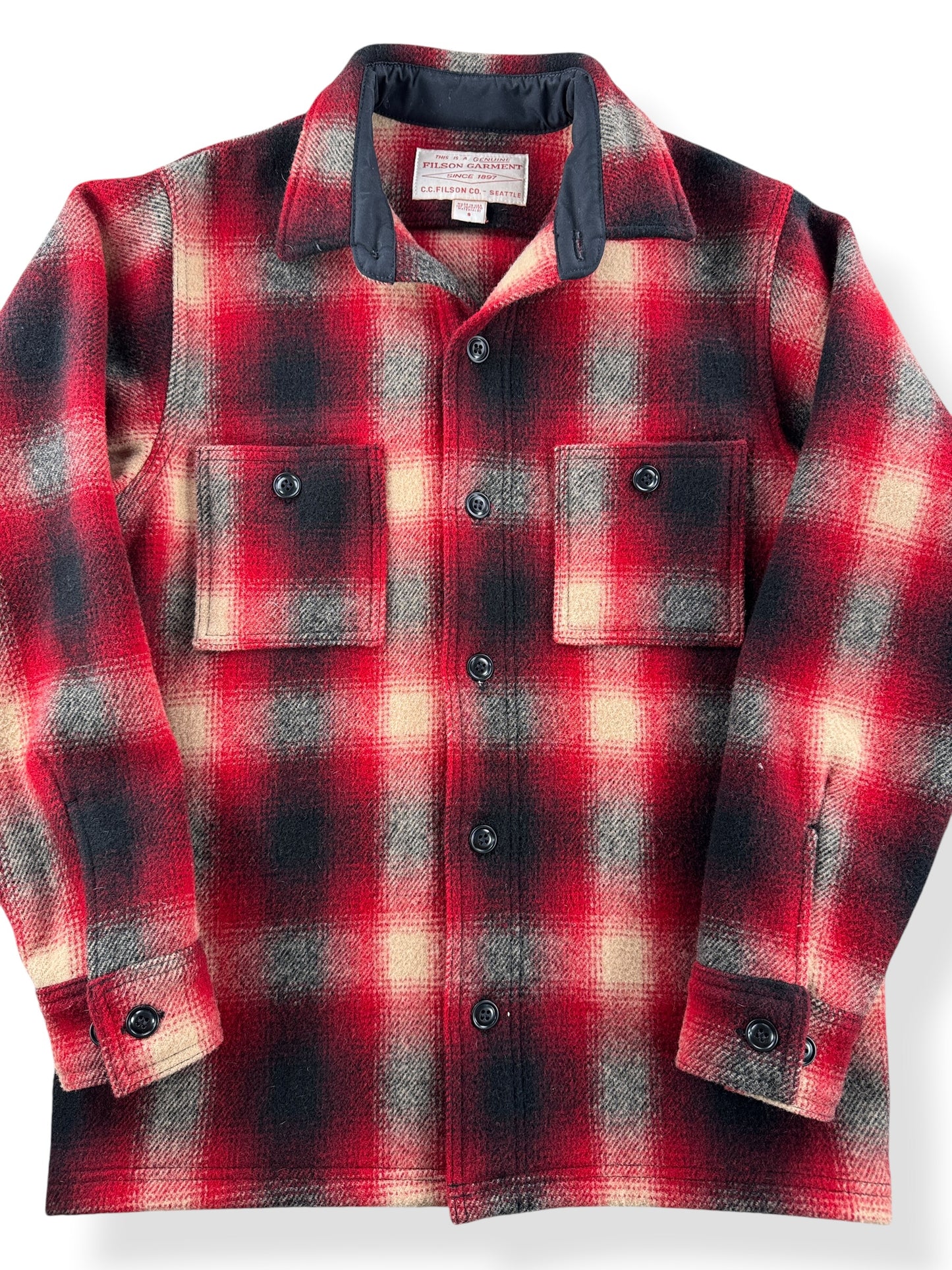 Close-up of Filson Plaid Jac Shirt SZ S